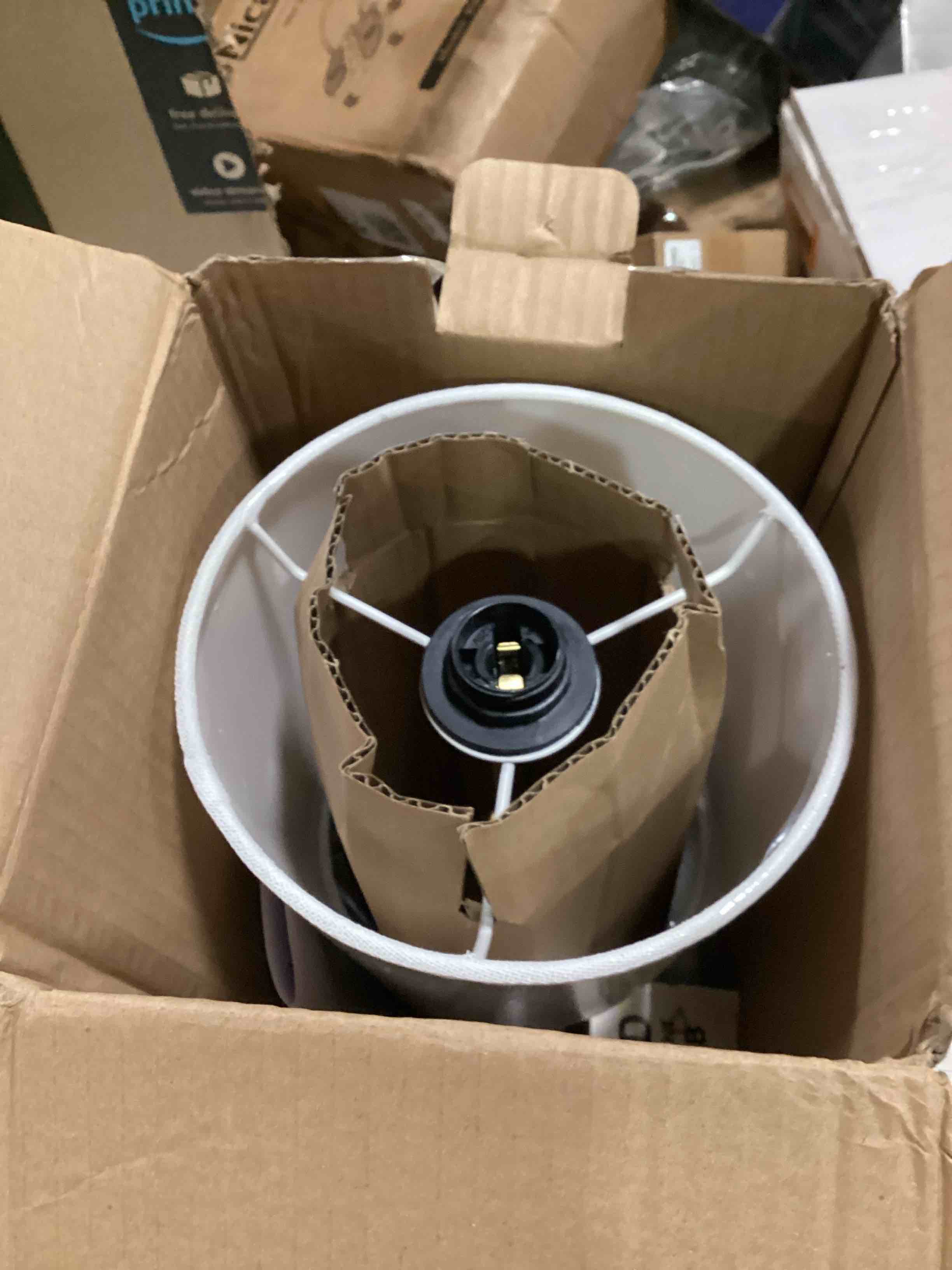 https://s3.amazonaws.com/lotting-images-prod/bidfta/ORG6538127_1717068371803.jpeg