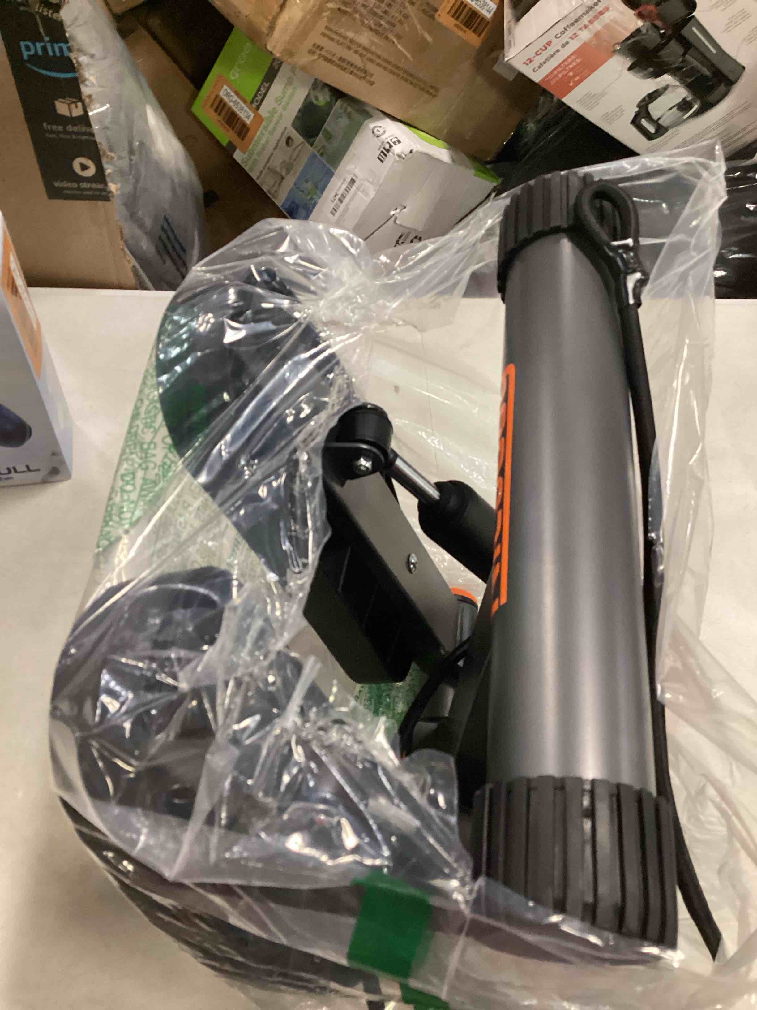 https://s3.amazonaws.com/lotting-images-prod/bidfta/ORG6538166_1717071744826.jpeg