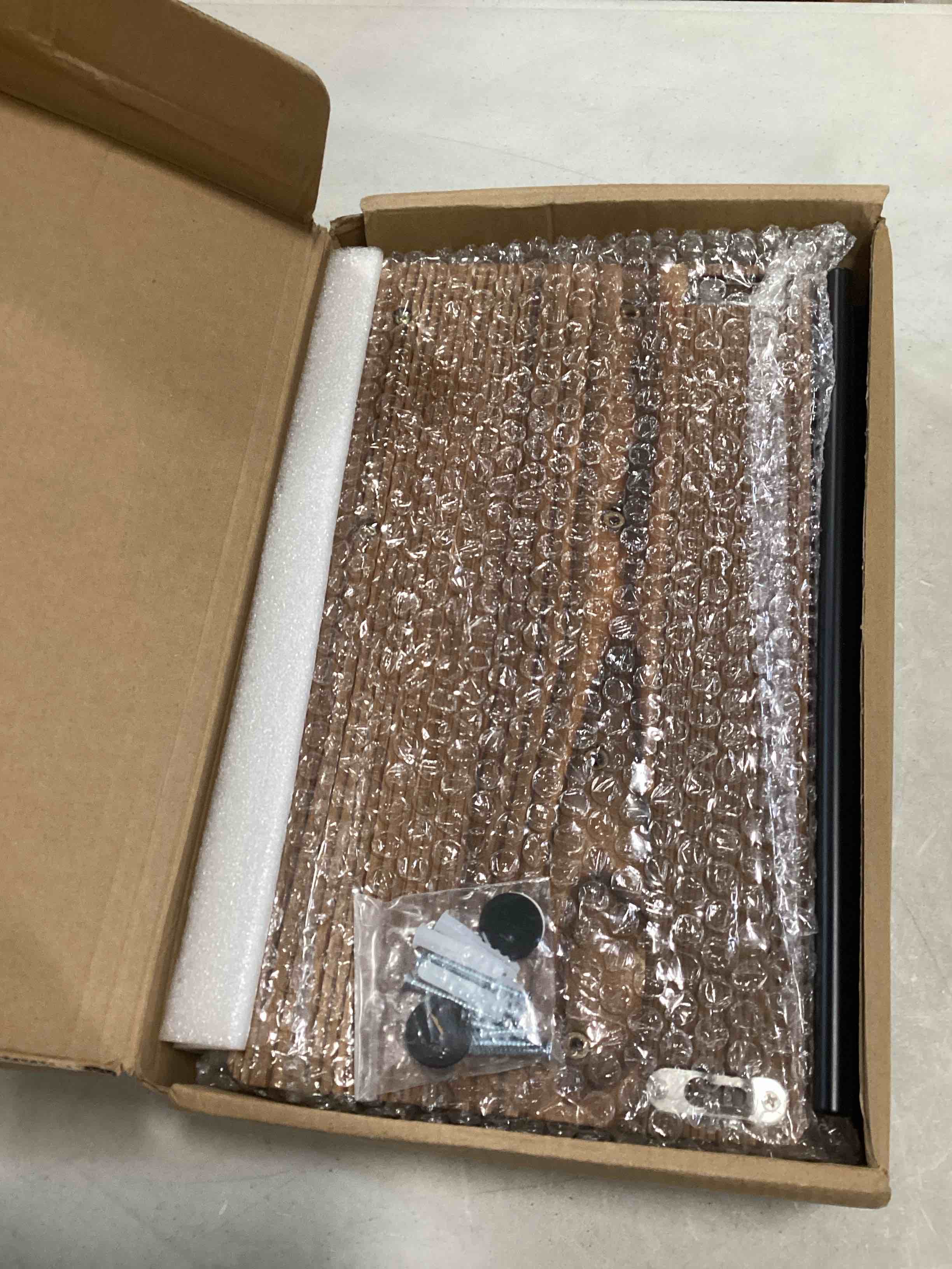 https://s3.amazonaws.com/lotting-images-prod/bidfta/ORG6538251_1717079479954.jpeg