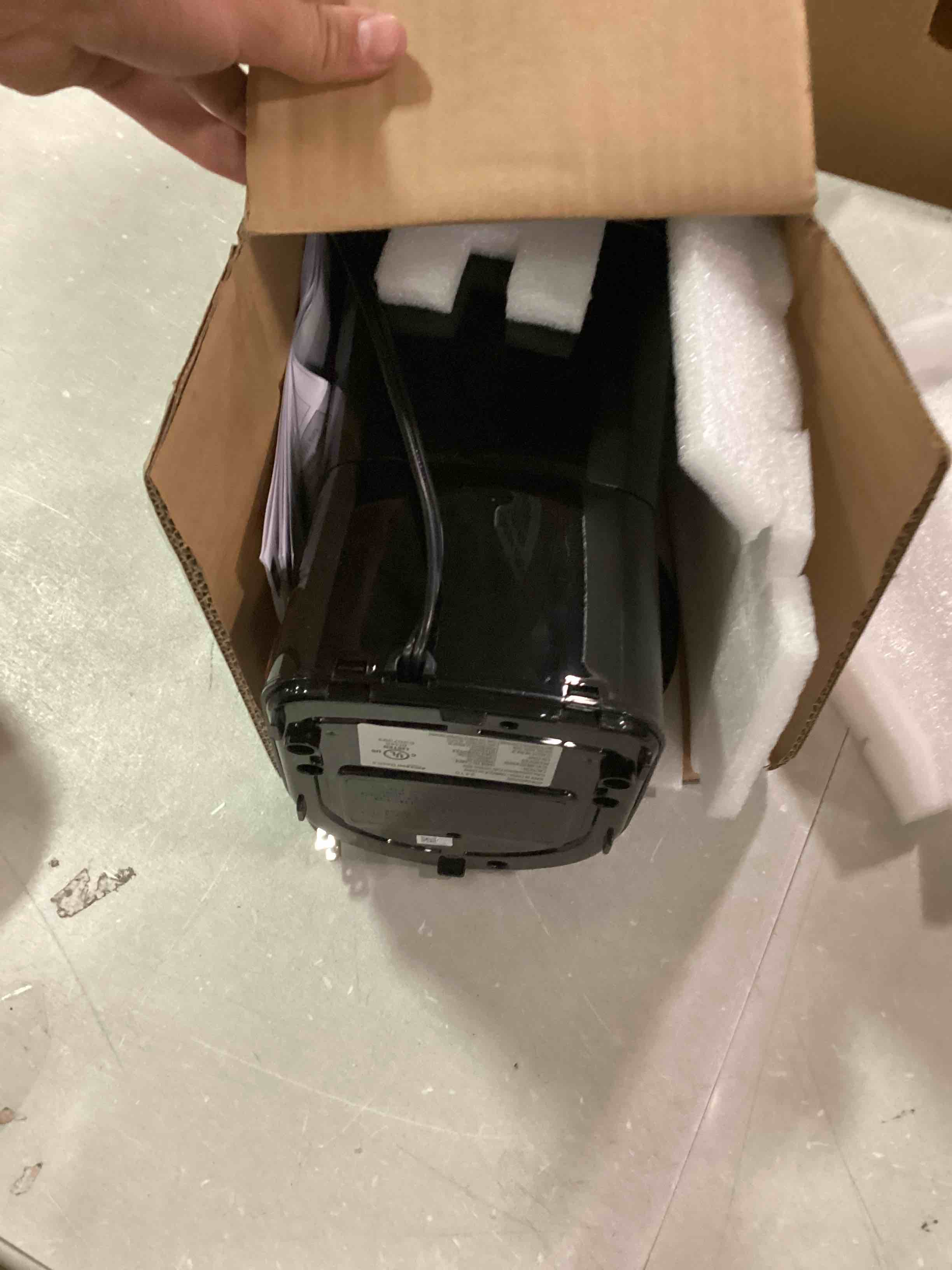 https://s3.amazonaws.com/lotting-images-prod/bidfta/ORG6539542_1717098902237.jpeg