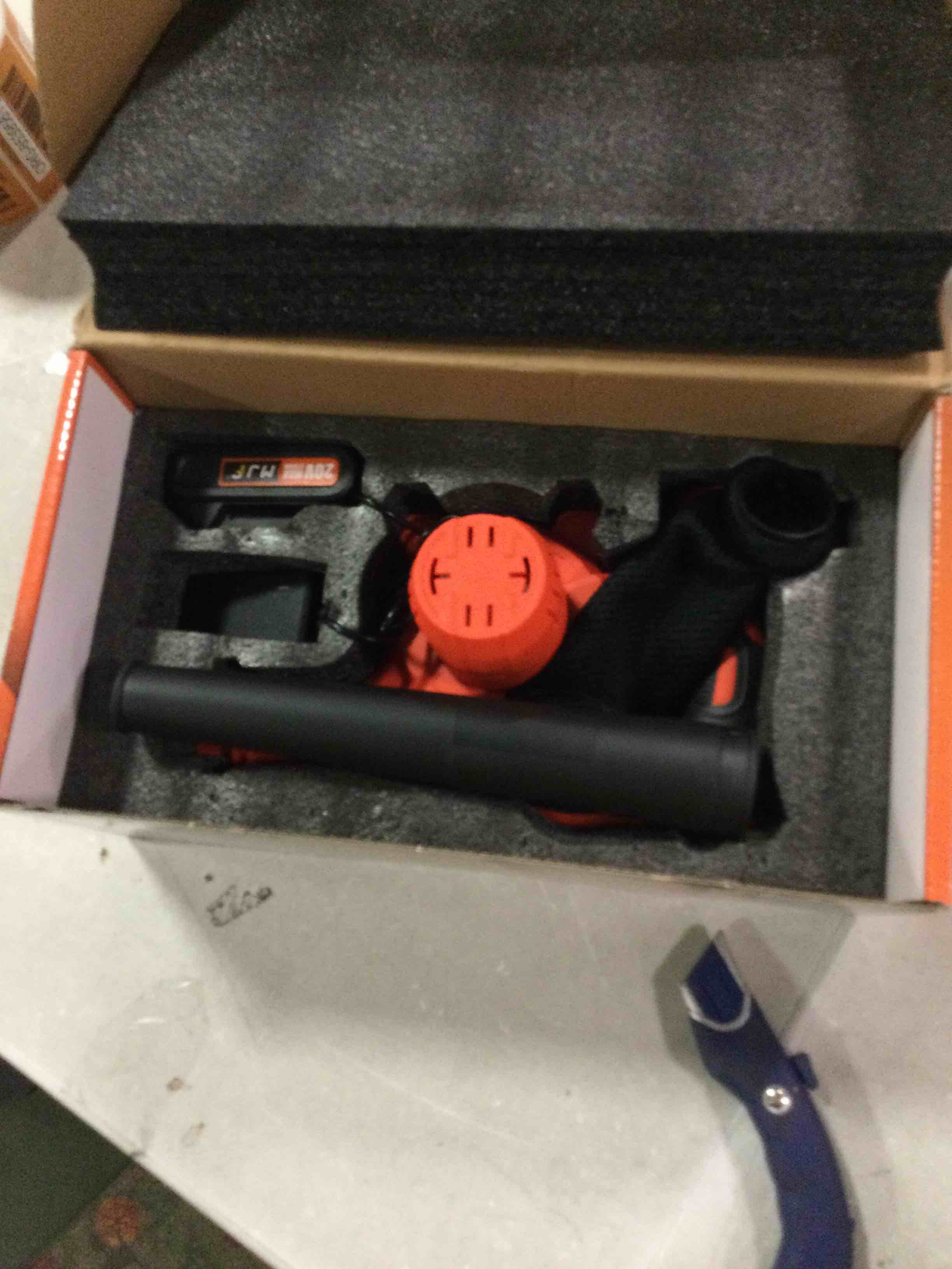 https://s3.amazonaws.com/lotting-images-prod/bidfta/ORG6539575_1717160157077.jpeg