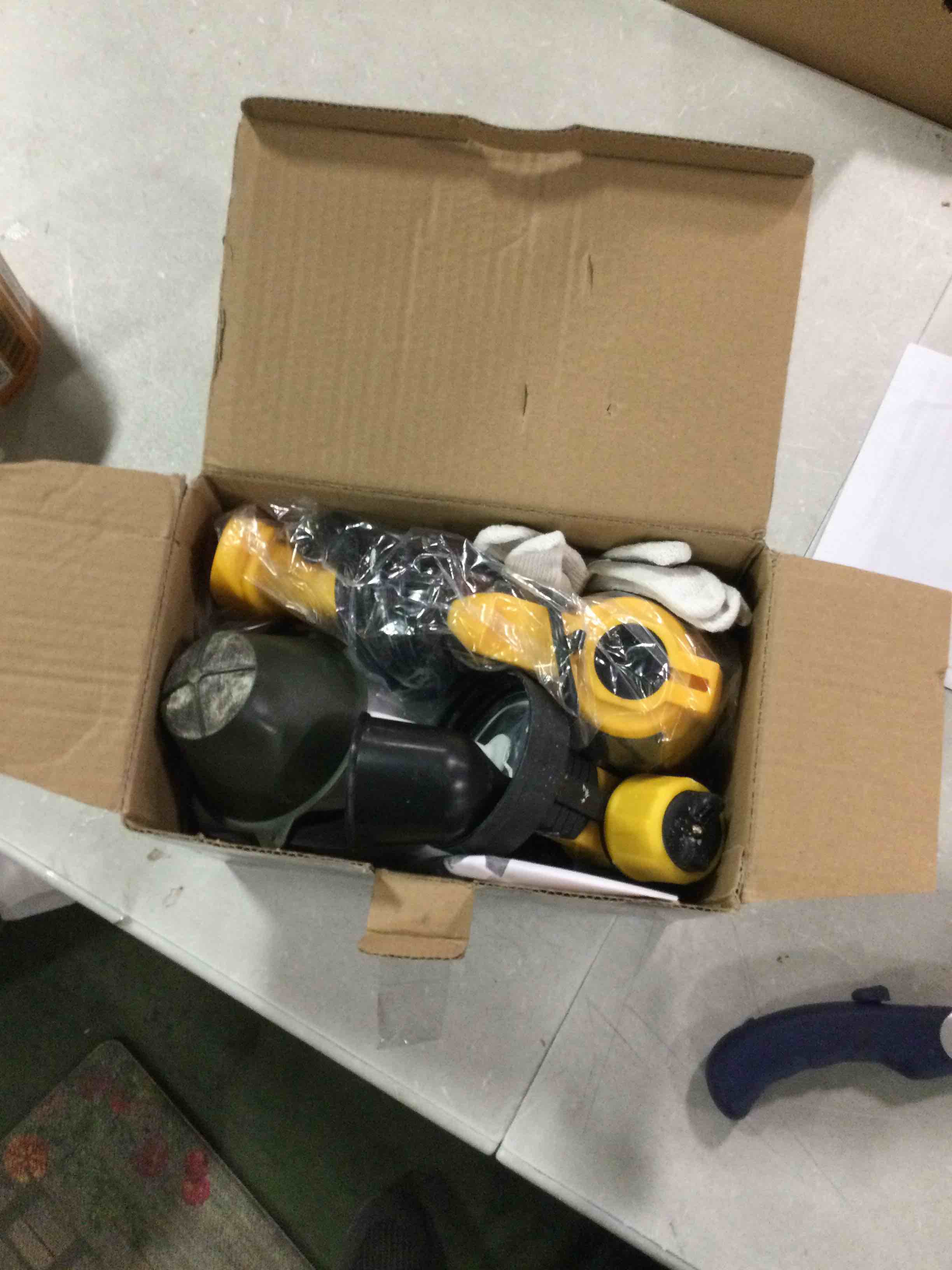 https://s3.amazonaws.com/lotting-images-prod/bidfta/ORG6539582_1717160817064.jpeg