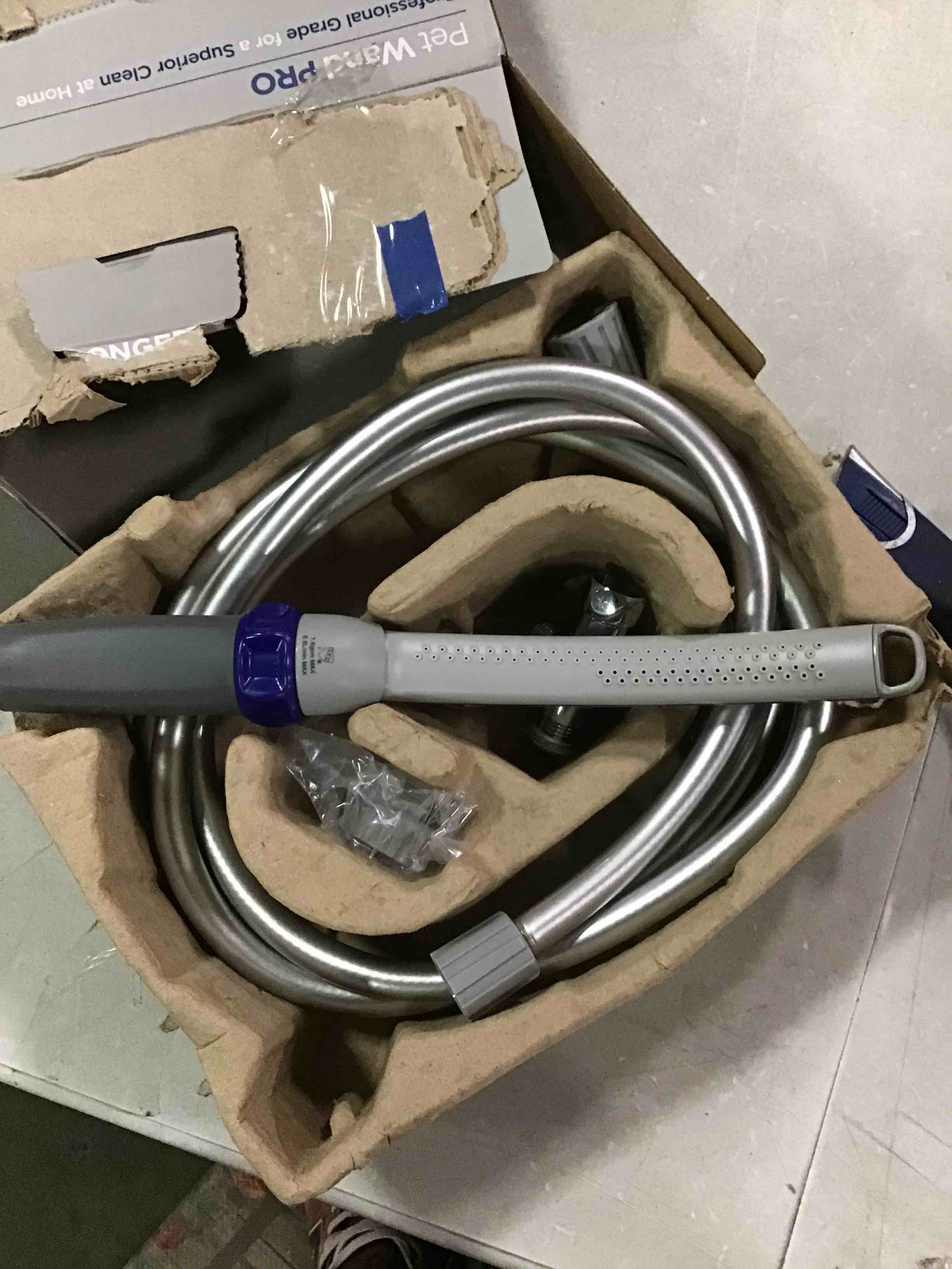 https://s3.amazonaws.com/lotting-images-prod/bidfta/ORG6540147_1717419676748.jpeg