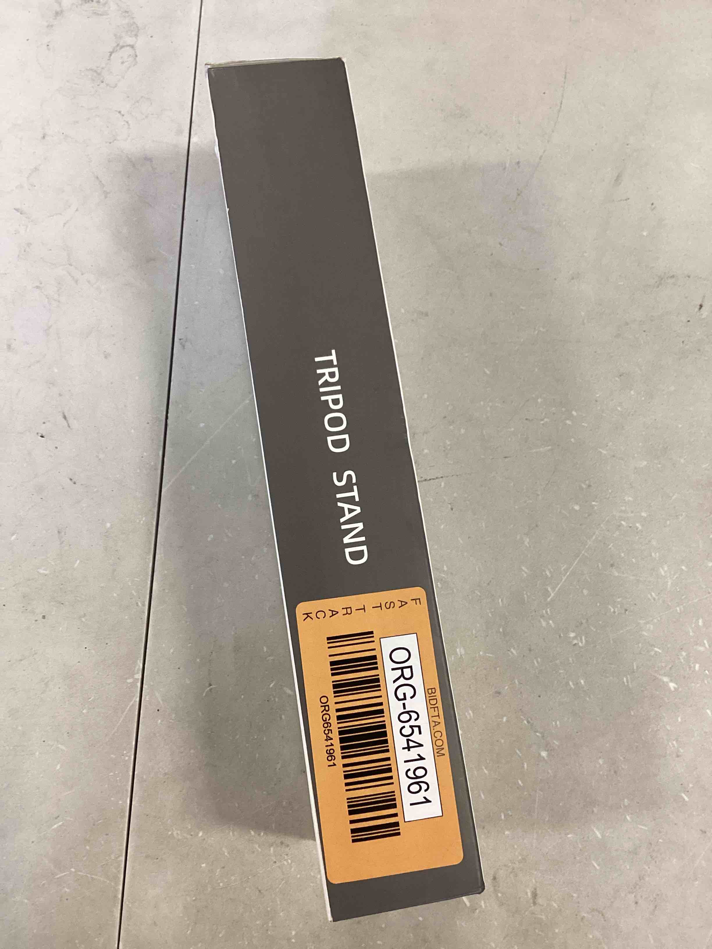 https://s3.amazonaws.com/lotting-images-prod/bidfta/ORG6541961_1717184536467.jpeg