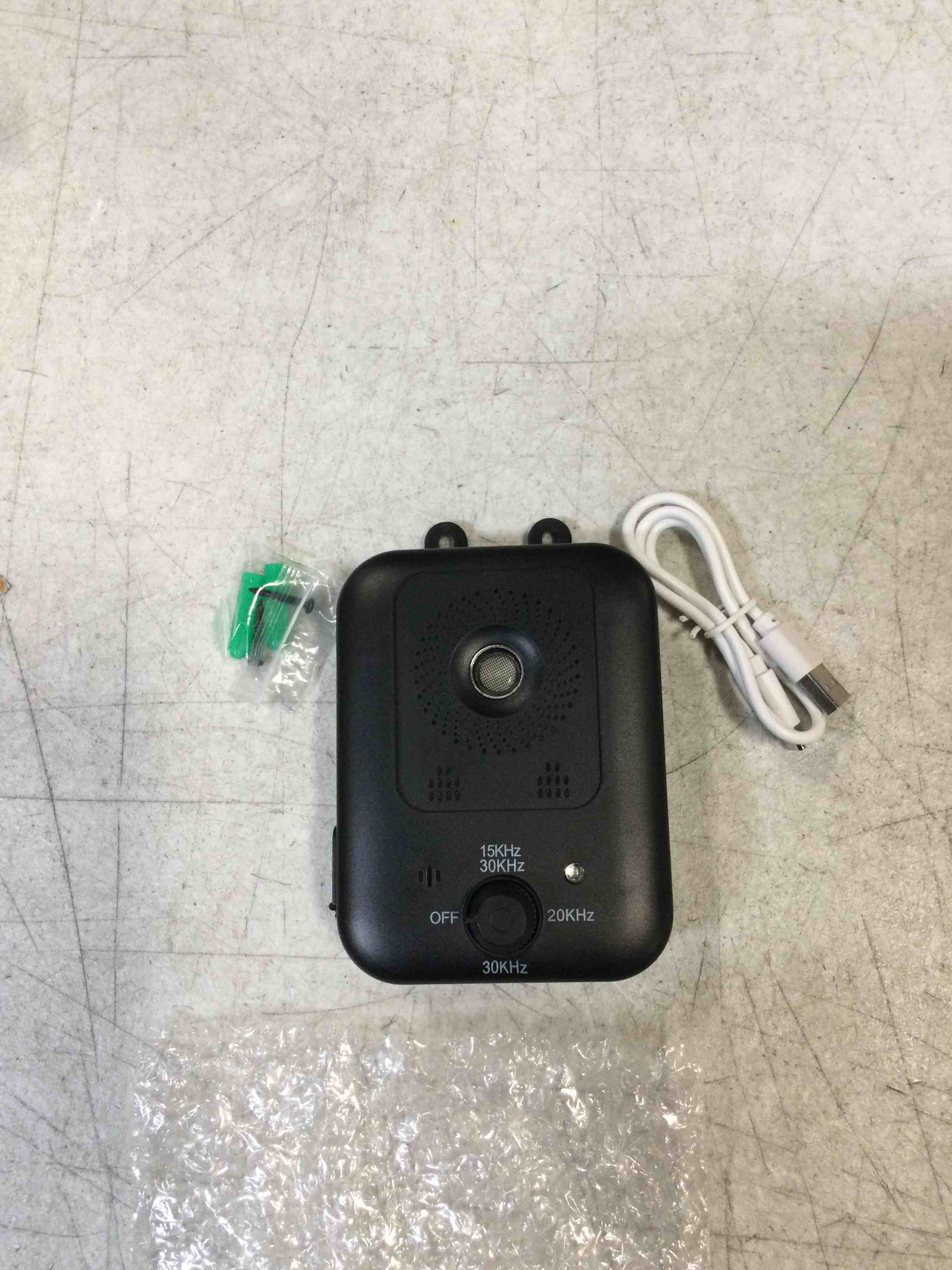 https://s3.amazonaws.com/lotting-images-prod/bidfta/ORG6544678_1717514900535.jpeg