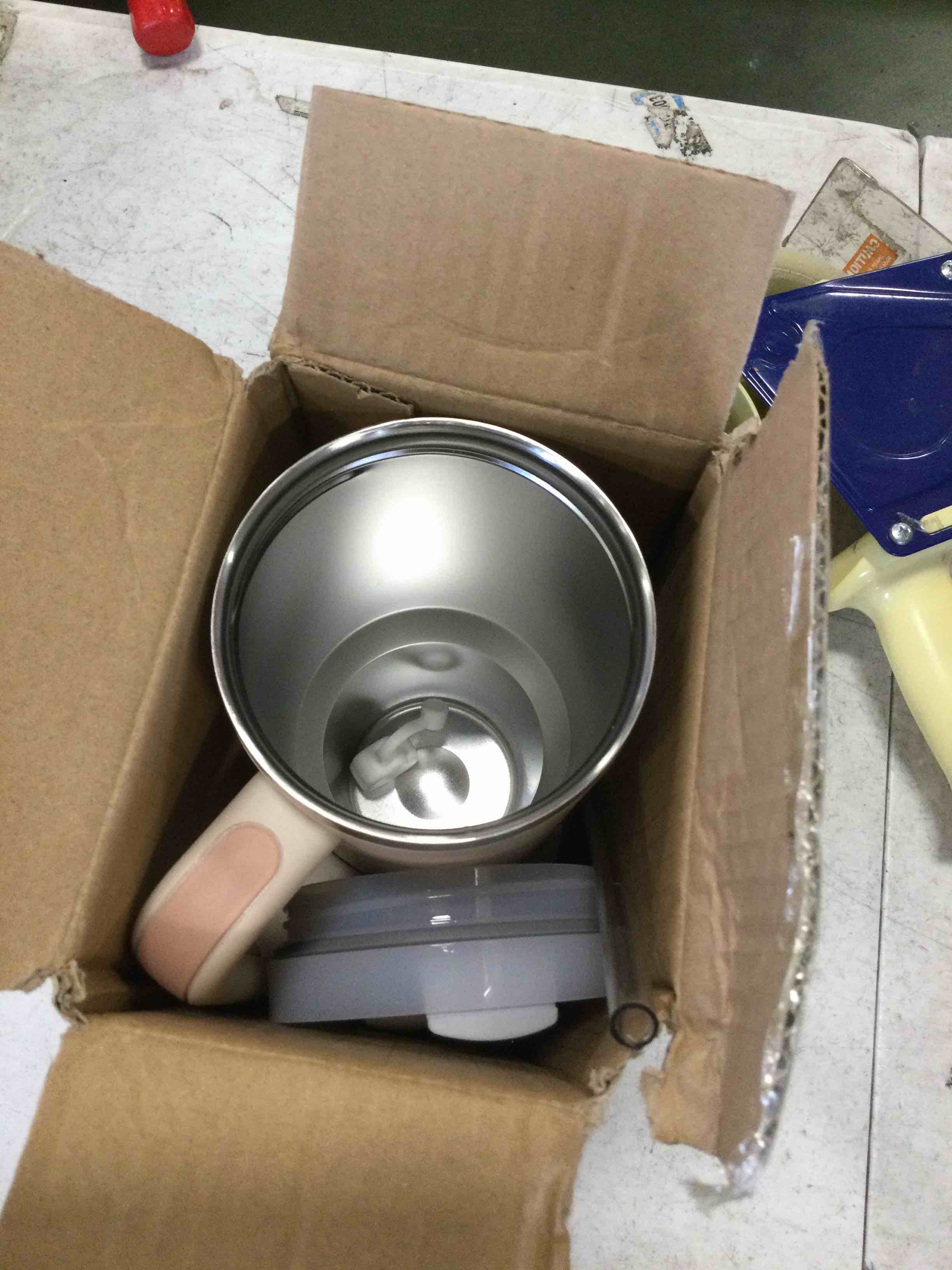 https://s3.amazonaws.com/lotting-images-prod/bidfta/ORG6545932_1717252628069.jpeg