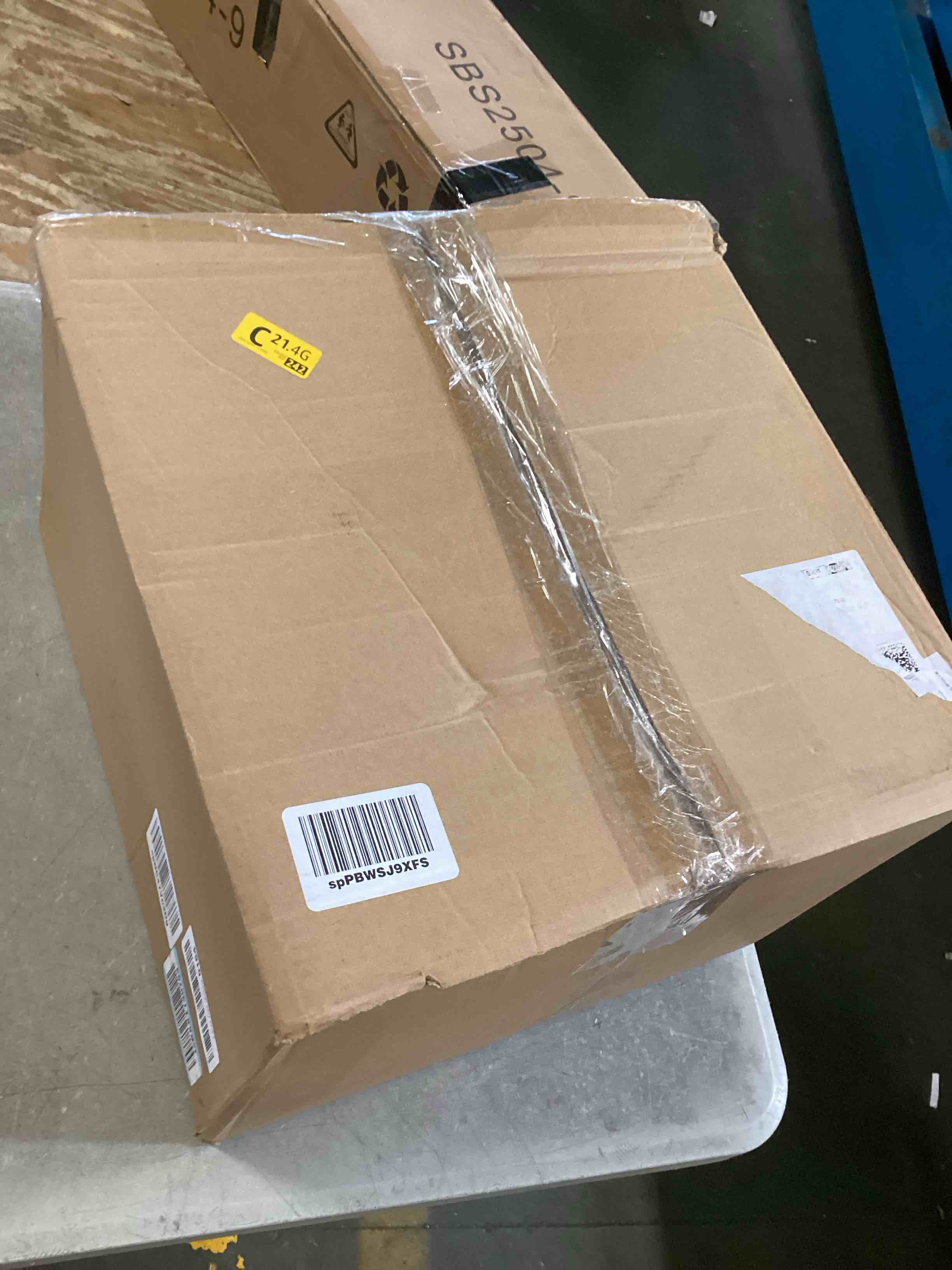 https://s3.amazonaws.com/lotting-images-prod/bidfta/ORG6548391_1717774390160.jpeg
