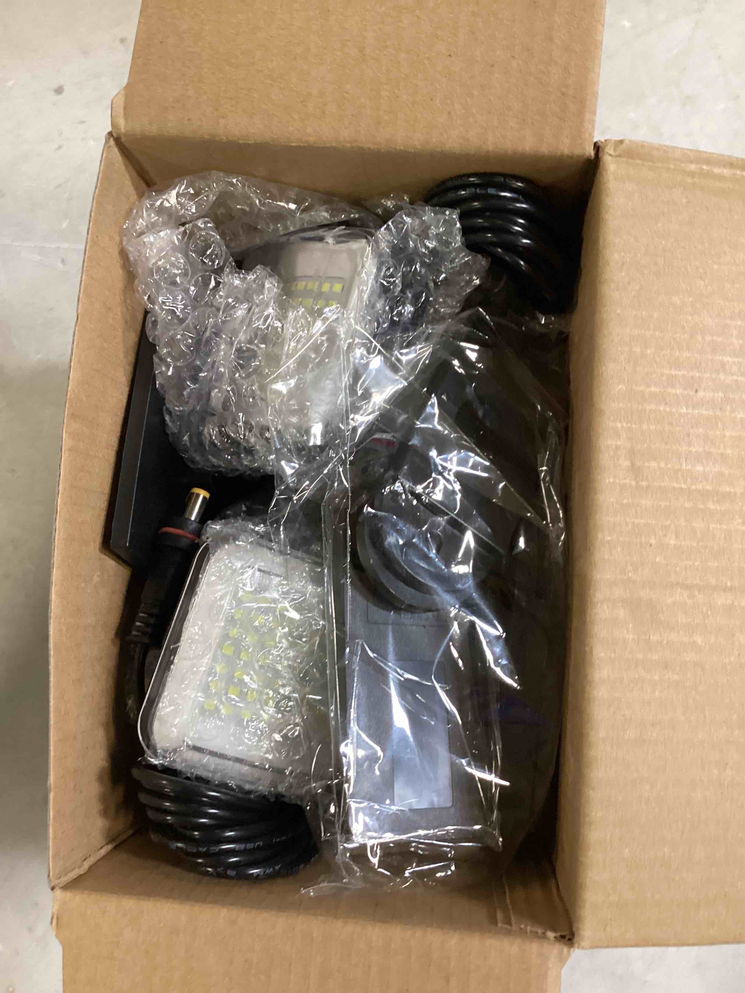 https://s3.amazonaws.com/lotting-images-prod/bidfta/ORG6548707_1718040284895.jpeg