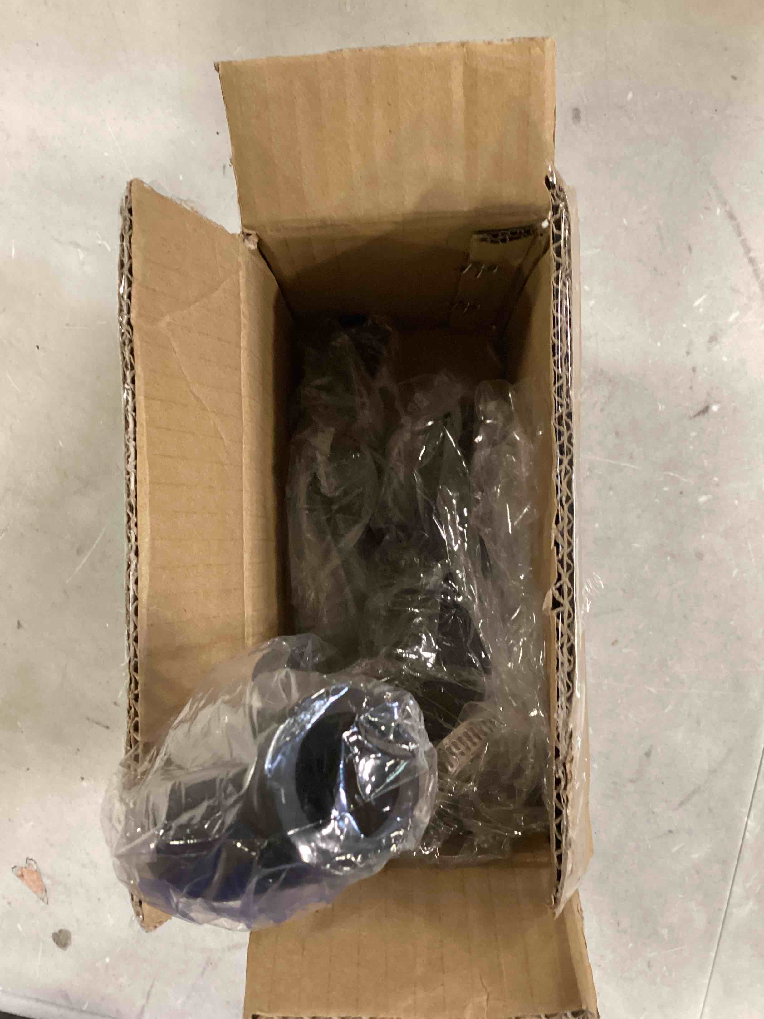 https://s3.amazonaws.com/lotting-images-prod/bidfta/ORG6548720_1718041460772.jpeg
