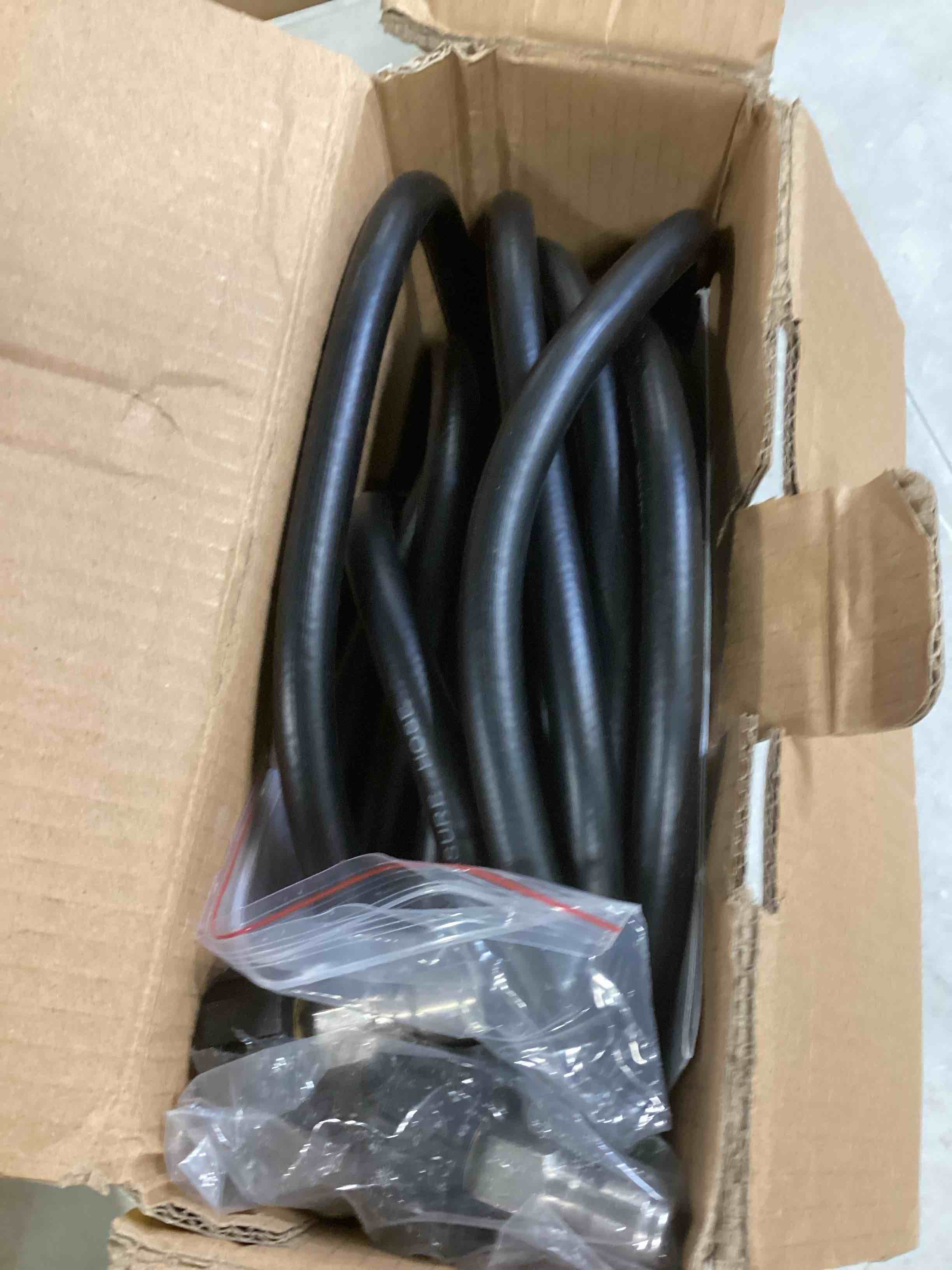 https://s3.amazonaws.com/lotting-images-prod/bidfta/ORG6549082_1718199701565.jpeg