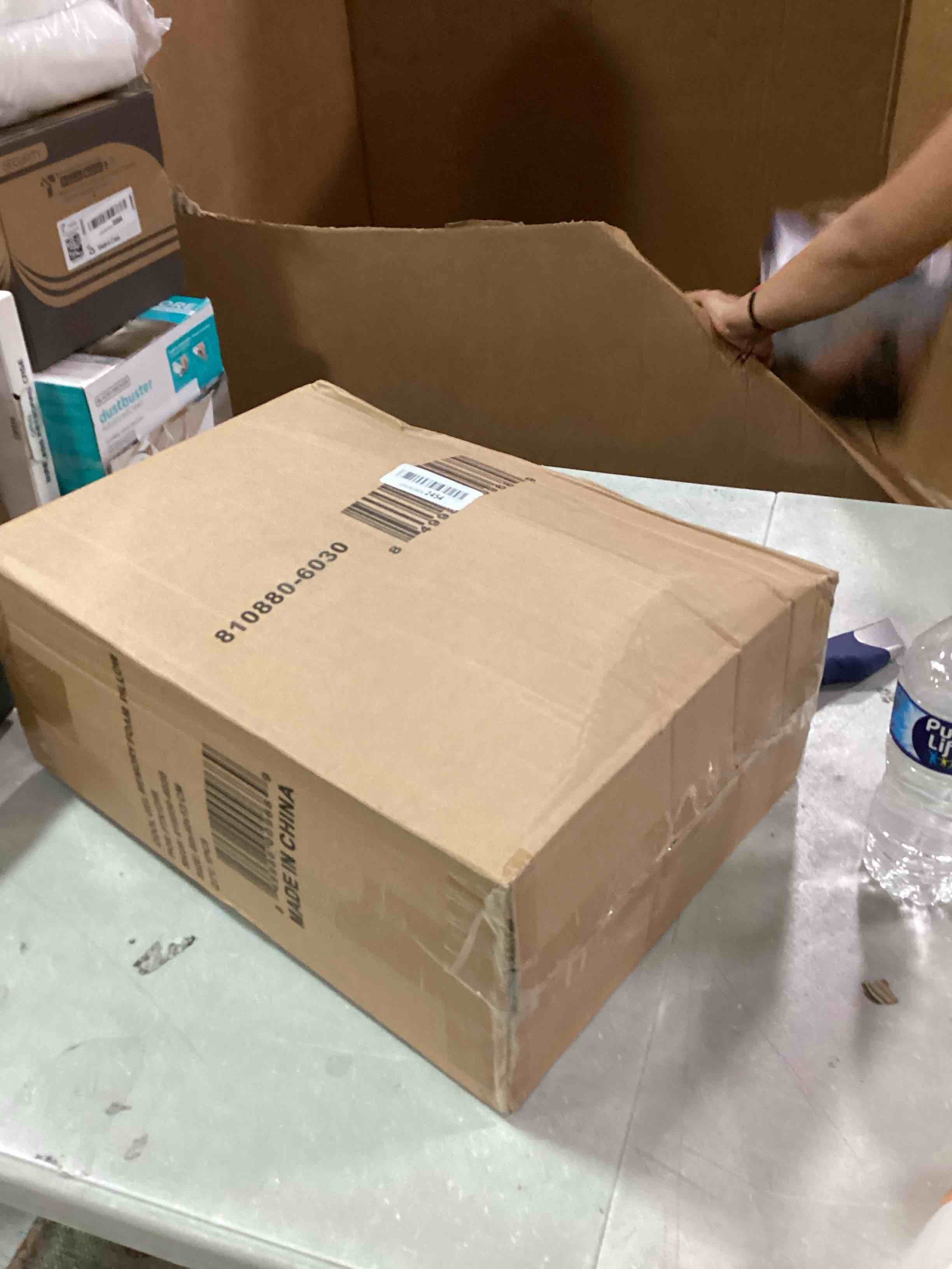 https://s3.amazonaws.com/lotting-images-prod/bidfta/ORG6549982_1717699121051.jpeg