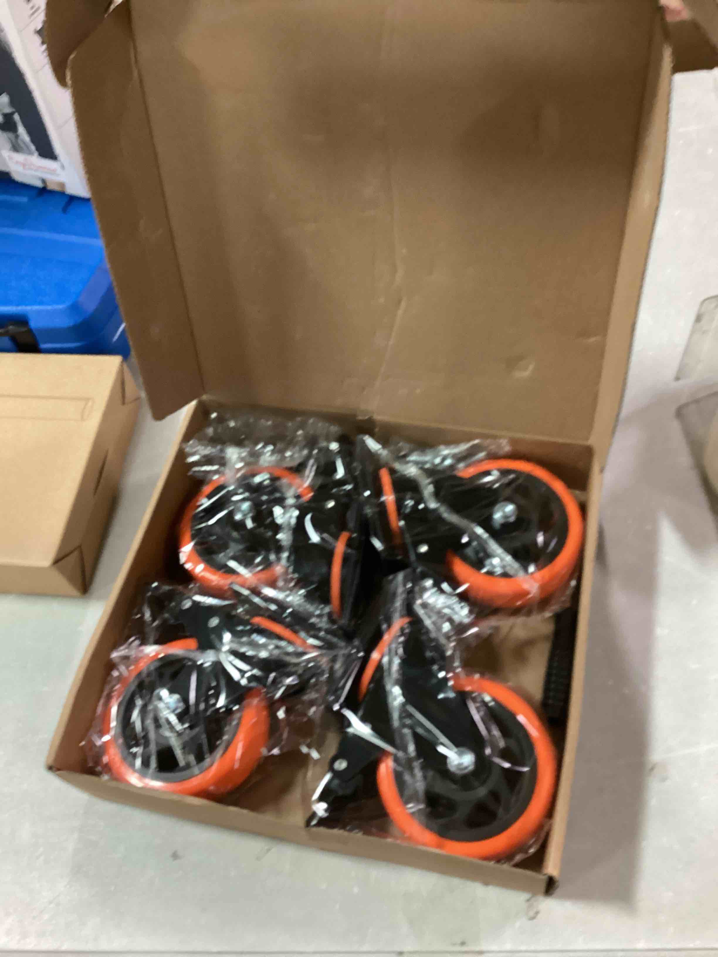 https://s3.amazonaws.com/lotting-images-prod/bidfta/ORG6550485_1718037797801.jpeg