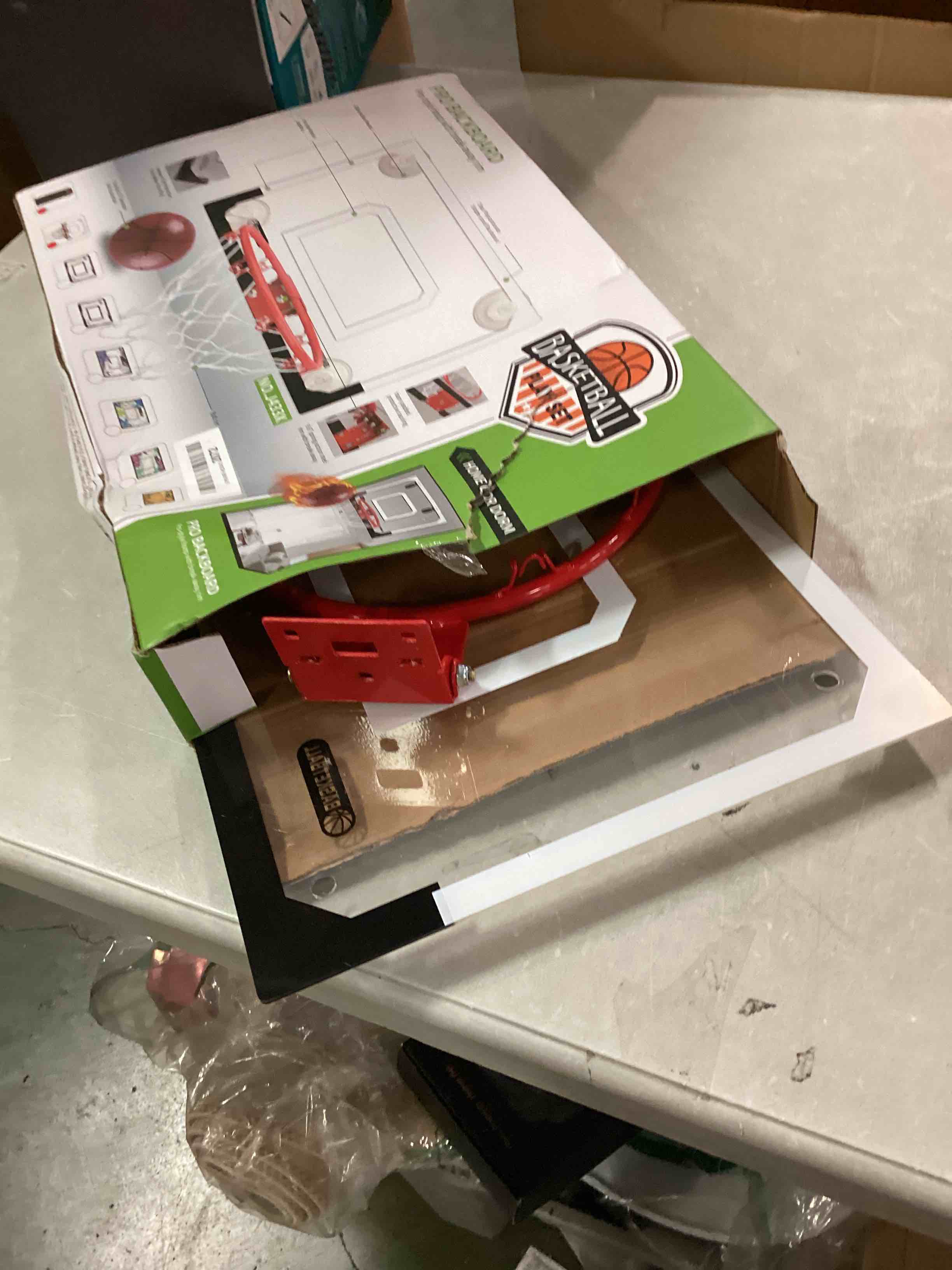 https://s3.amazonaws.com/lotting-images-prod/bidfta/ORG6550539_1718043738367.jpeg