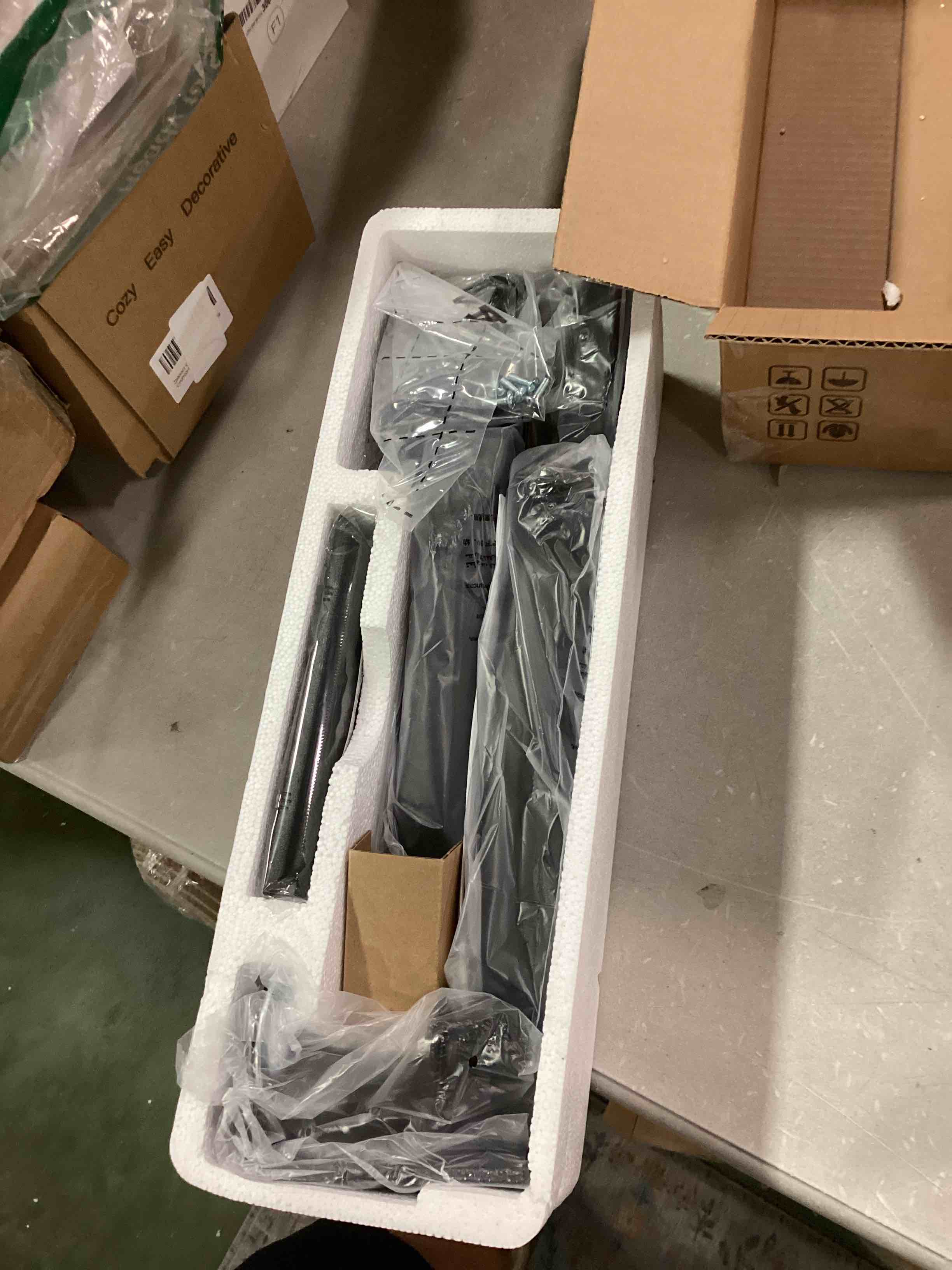 https://s3.amazonaws.com/lotting-images-prod/bidfta/ORG6550563_1718045261160.jpeg