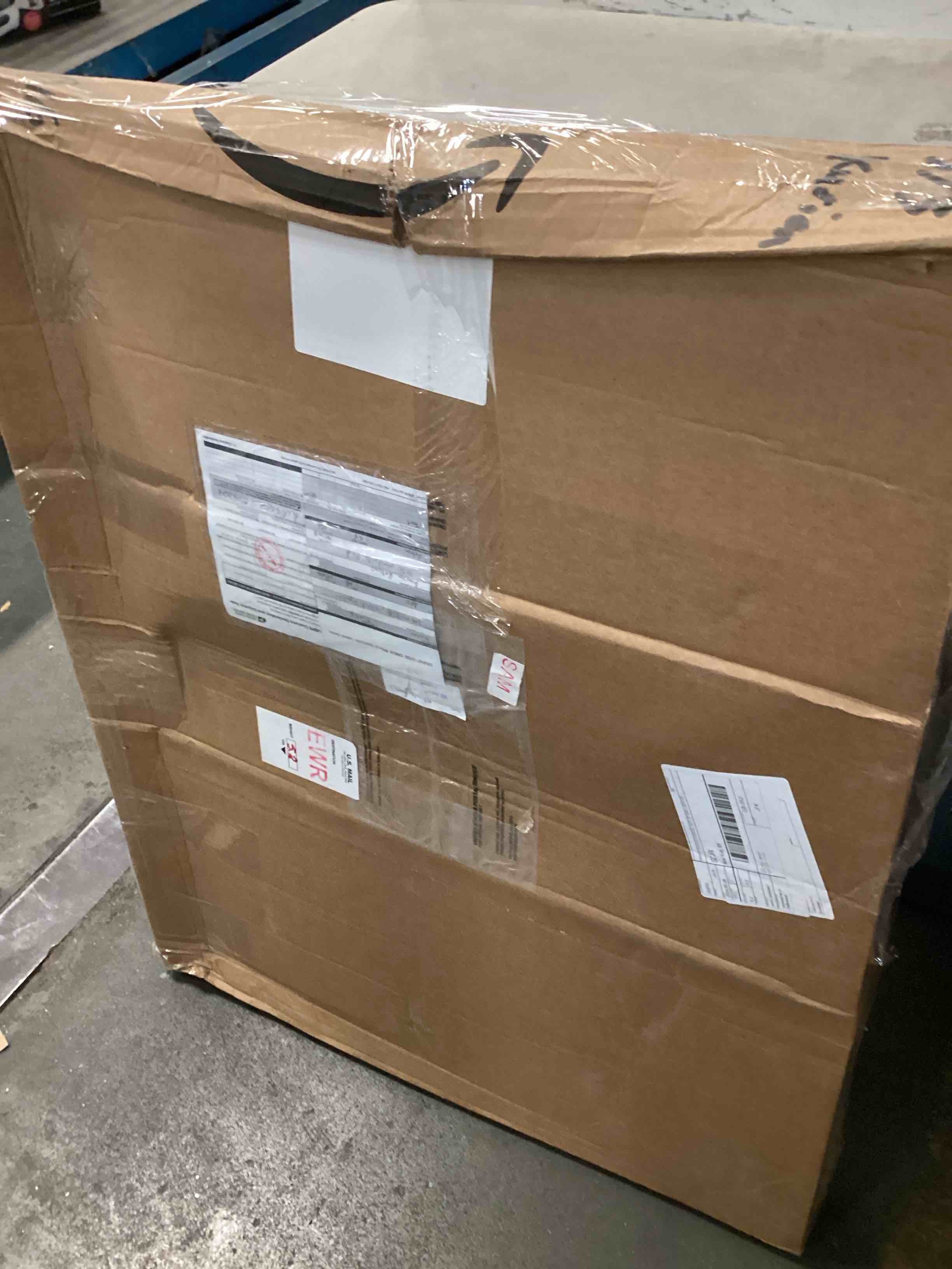 https://s3.amazonaws.com/lotting-images-prod/bidfta/ORG6551125_1717244994046.jpeg