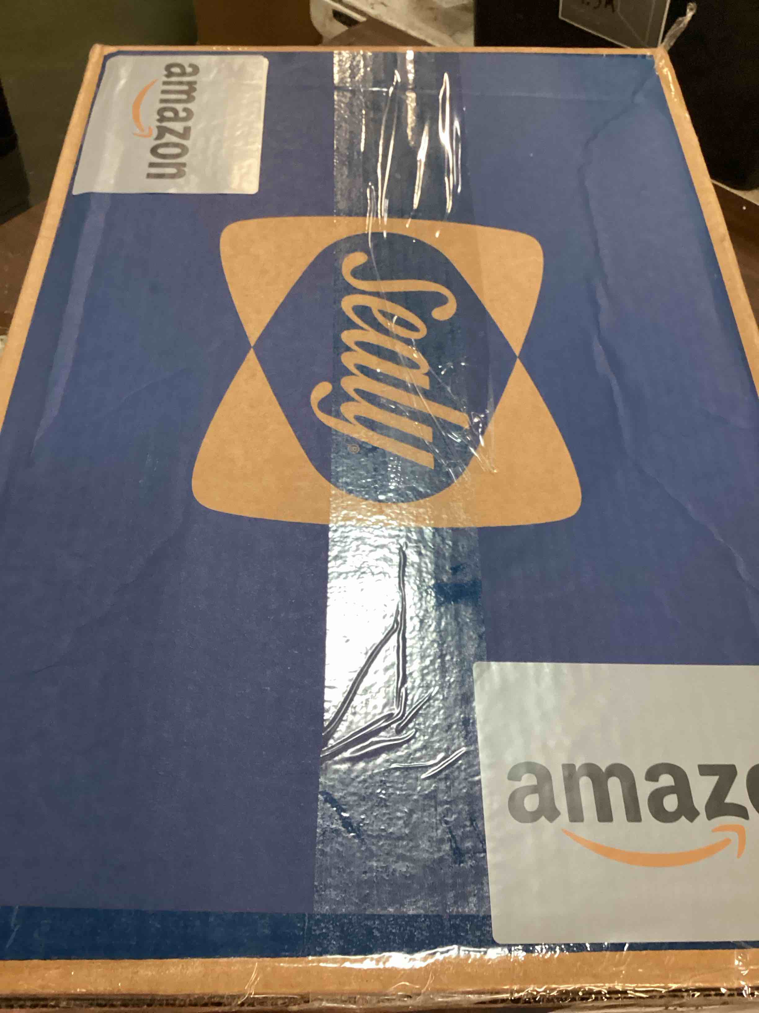 https://s3.amazonaws.com/lotting-images-prod/bidfta/ORG6551893_1717609362713.jpeg