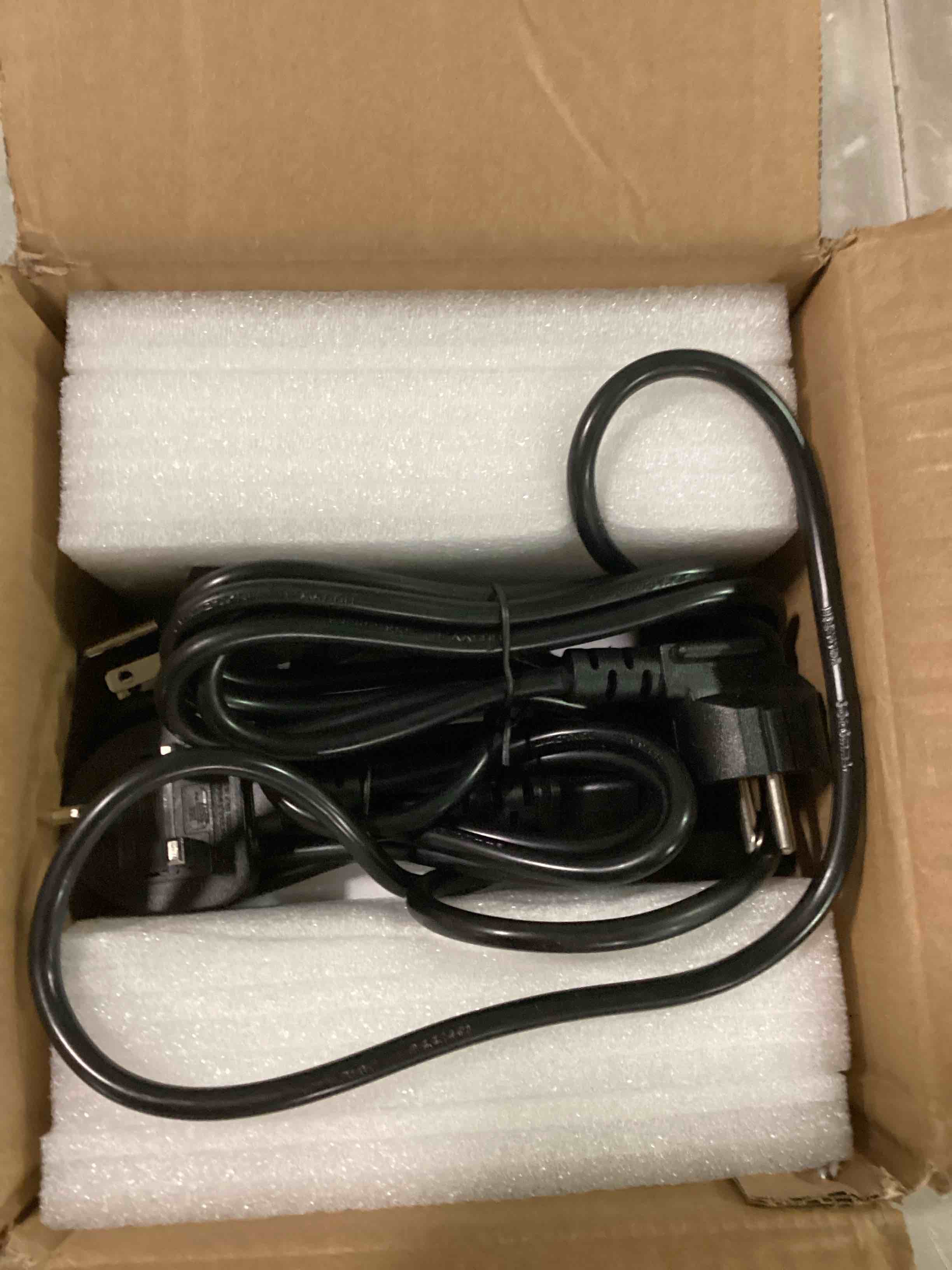 https://s3.amazonaws.com/lotting-images-prod/bidfta/ORG6553679_1718893407773.jpeg