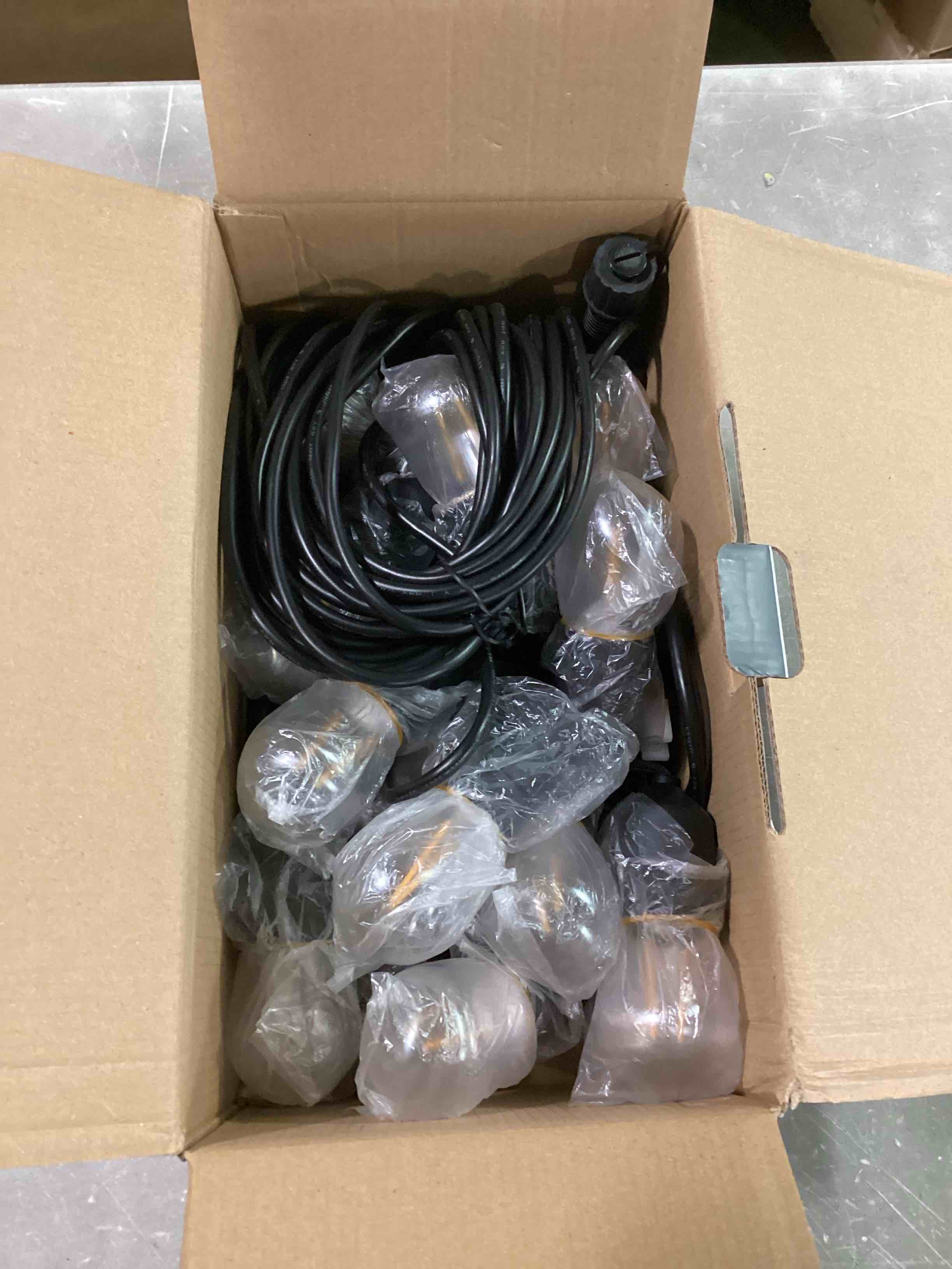 https://s3.amazonaws.com/lotting-images-prod/bidfta/ORG6553685_1718893806856.jpeg