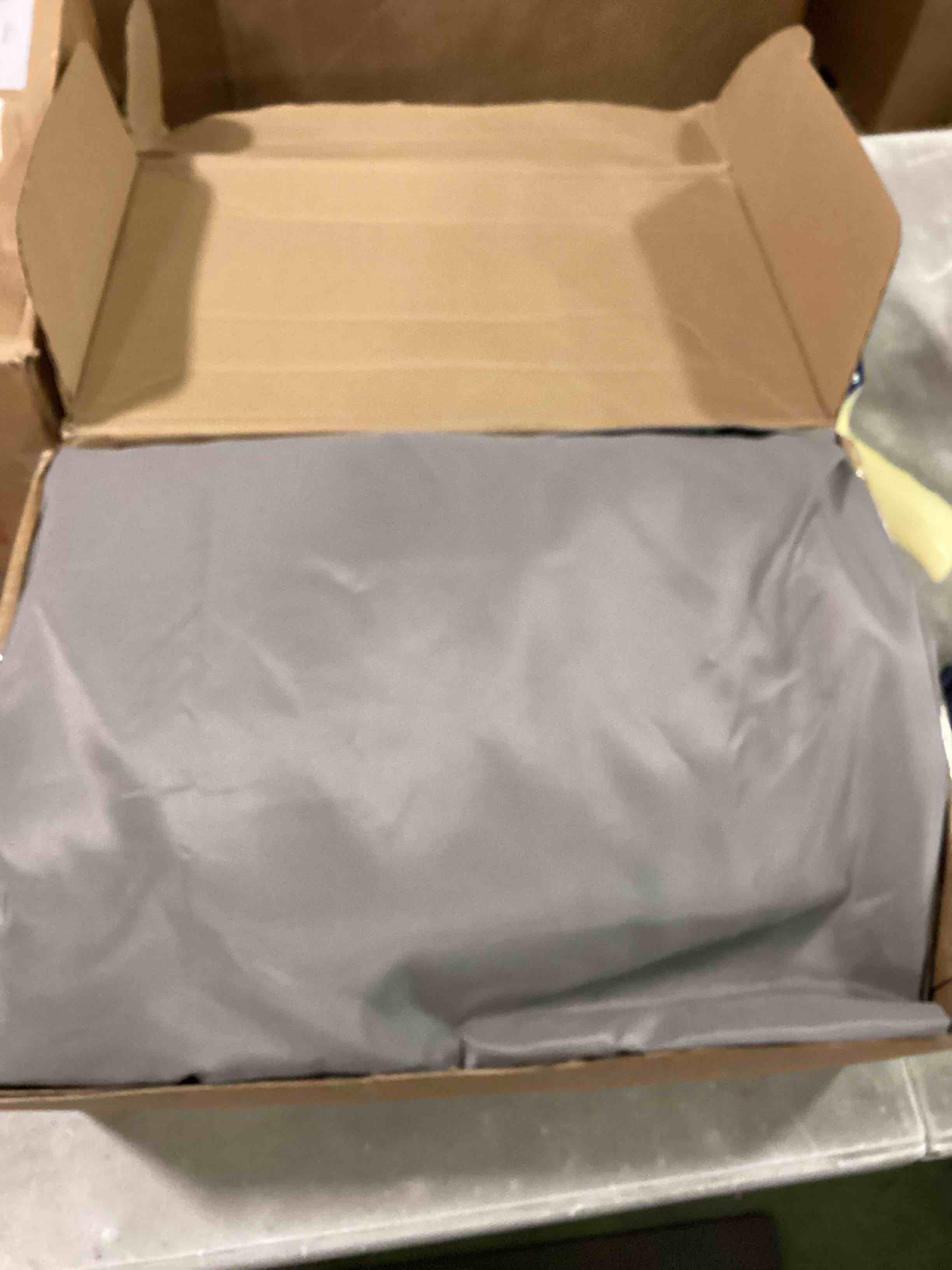 https://s3.amazonaws.com/lotting-images-prod/bidfta/ORG6553862_1718913107997.jpeg