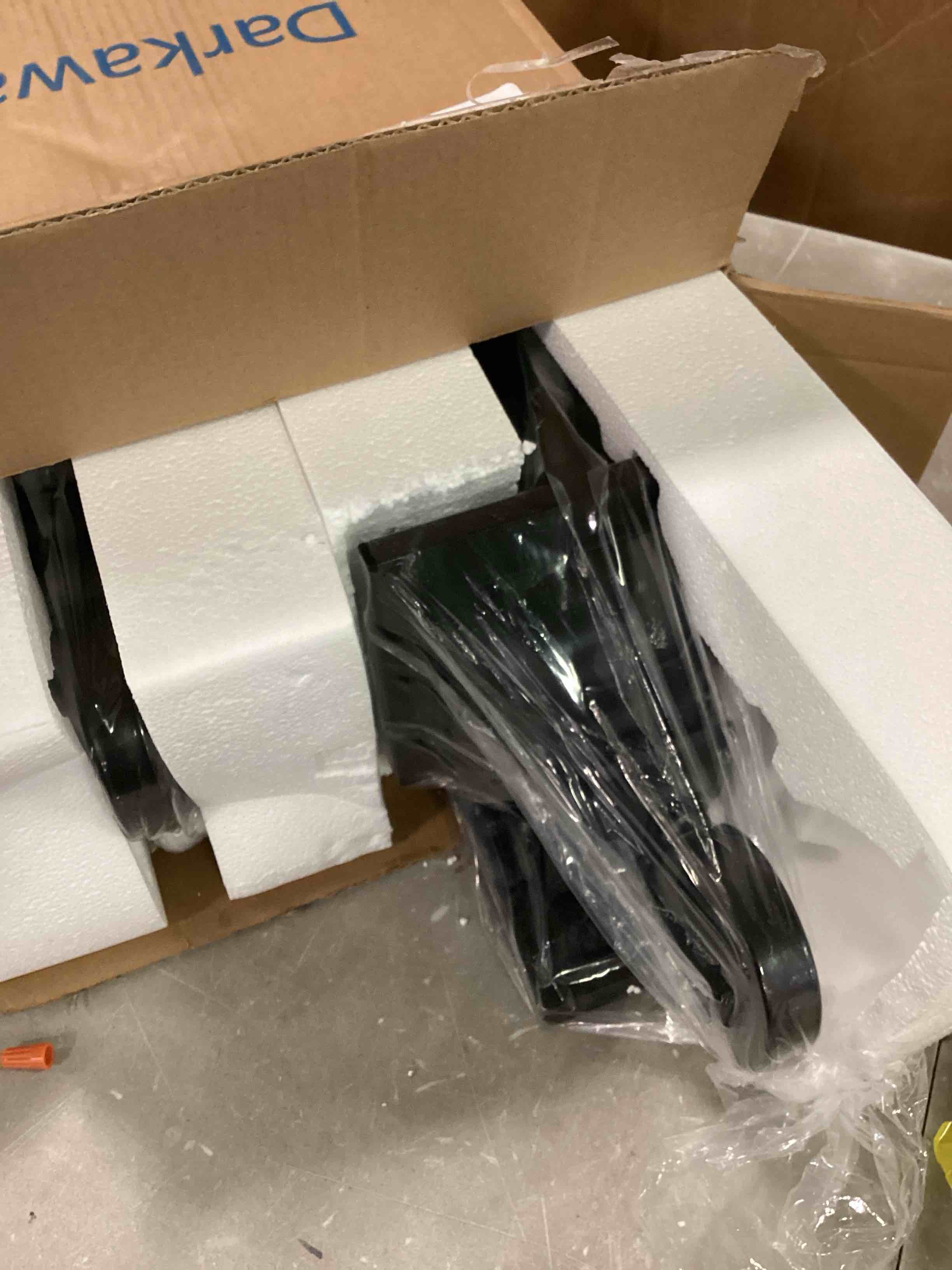 https://s3.amazonaws.com/lotting-images-prod/bidfta/ORG6553863_1718913221389.jpeg