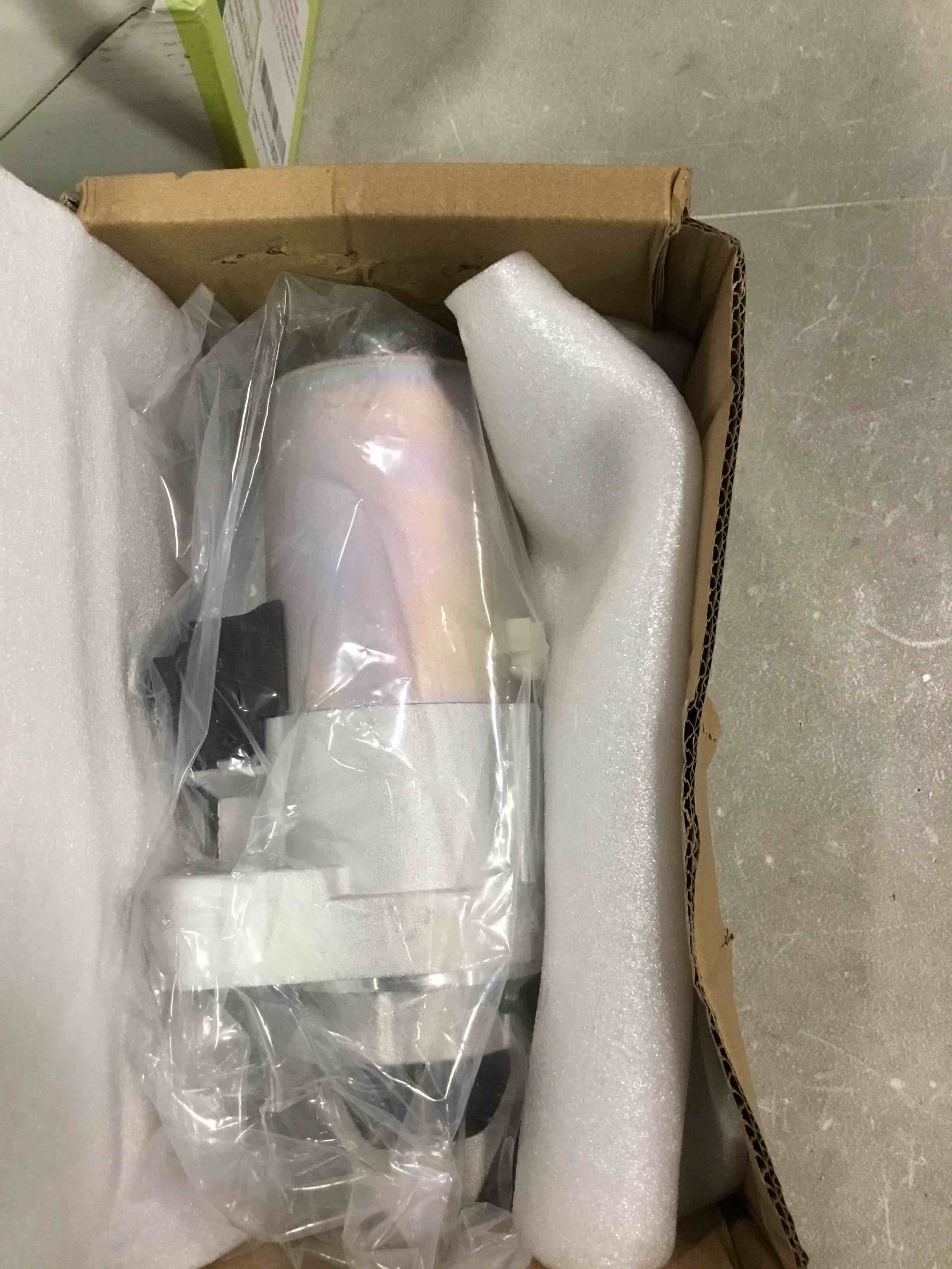 https://s3.amazonaws.com/lotting-images-prod/bidfta/ORG6555119_1718223003036.jpeg