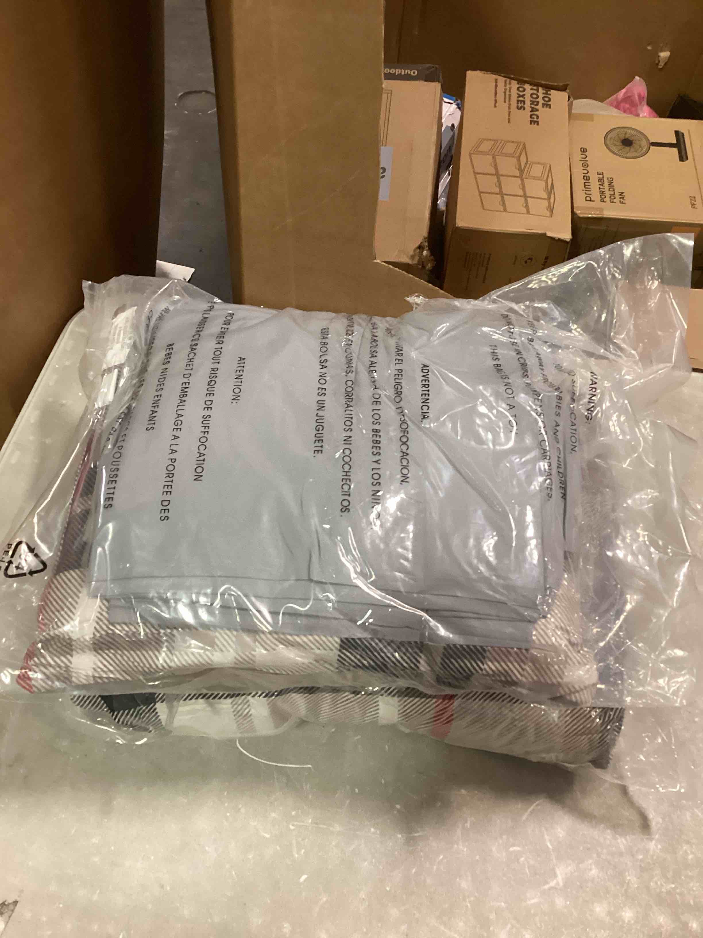 https://s3.amazonaws.com/lotting-images-prod/bidfta/ORG6555163_1718289733524.jpeg