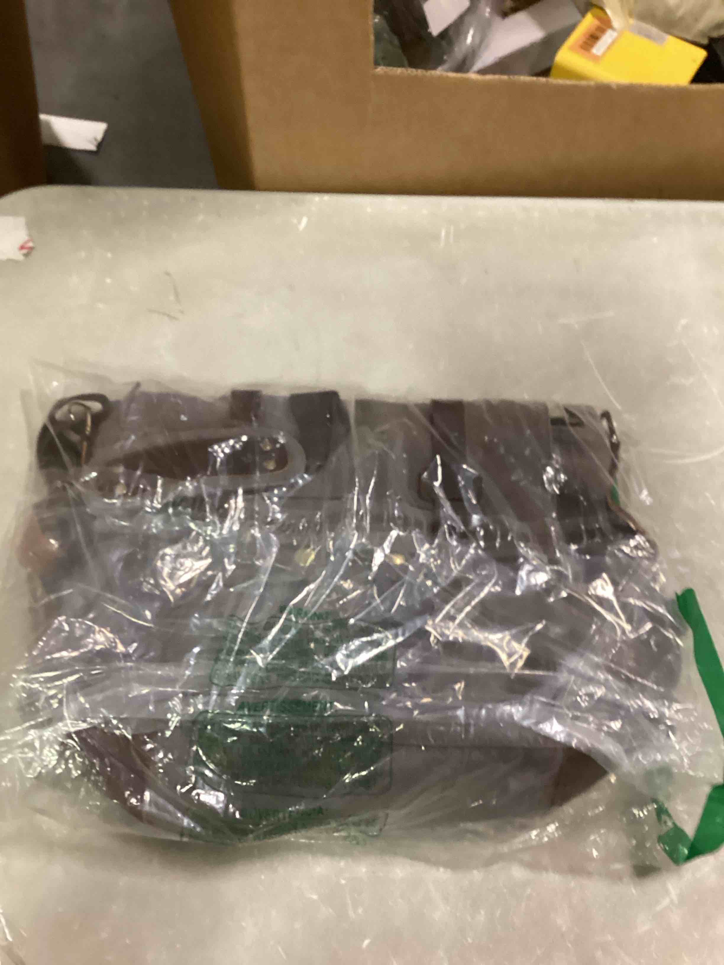 https://s3.amazonaws.com/lotting-images-prod/bidfta/ORG6555253_1718306249880.jpeg