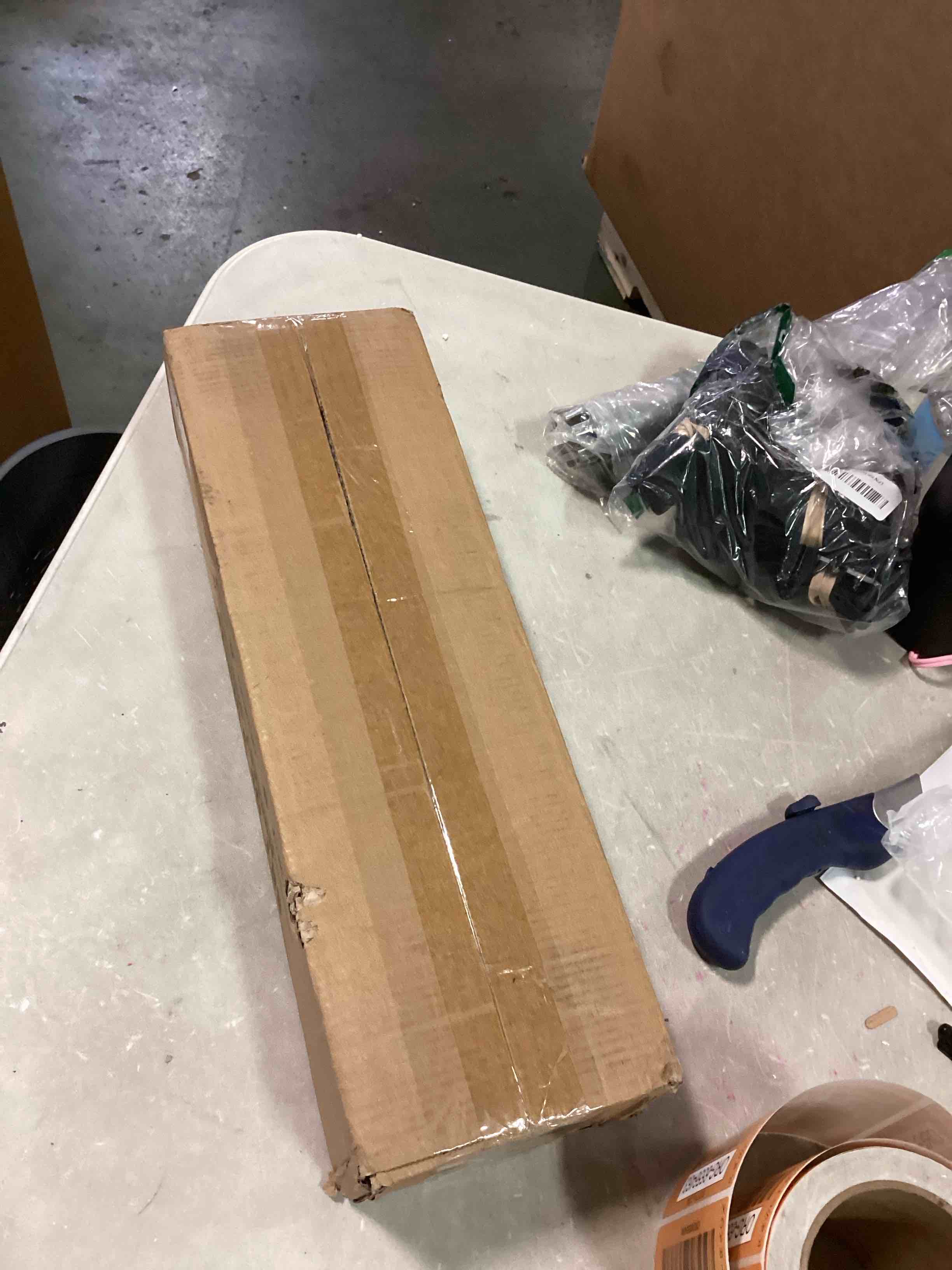 https://s3.amazonaws.com/lotting-images-prod/bidfta/ORG6556457_1717607937176.jpeg
