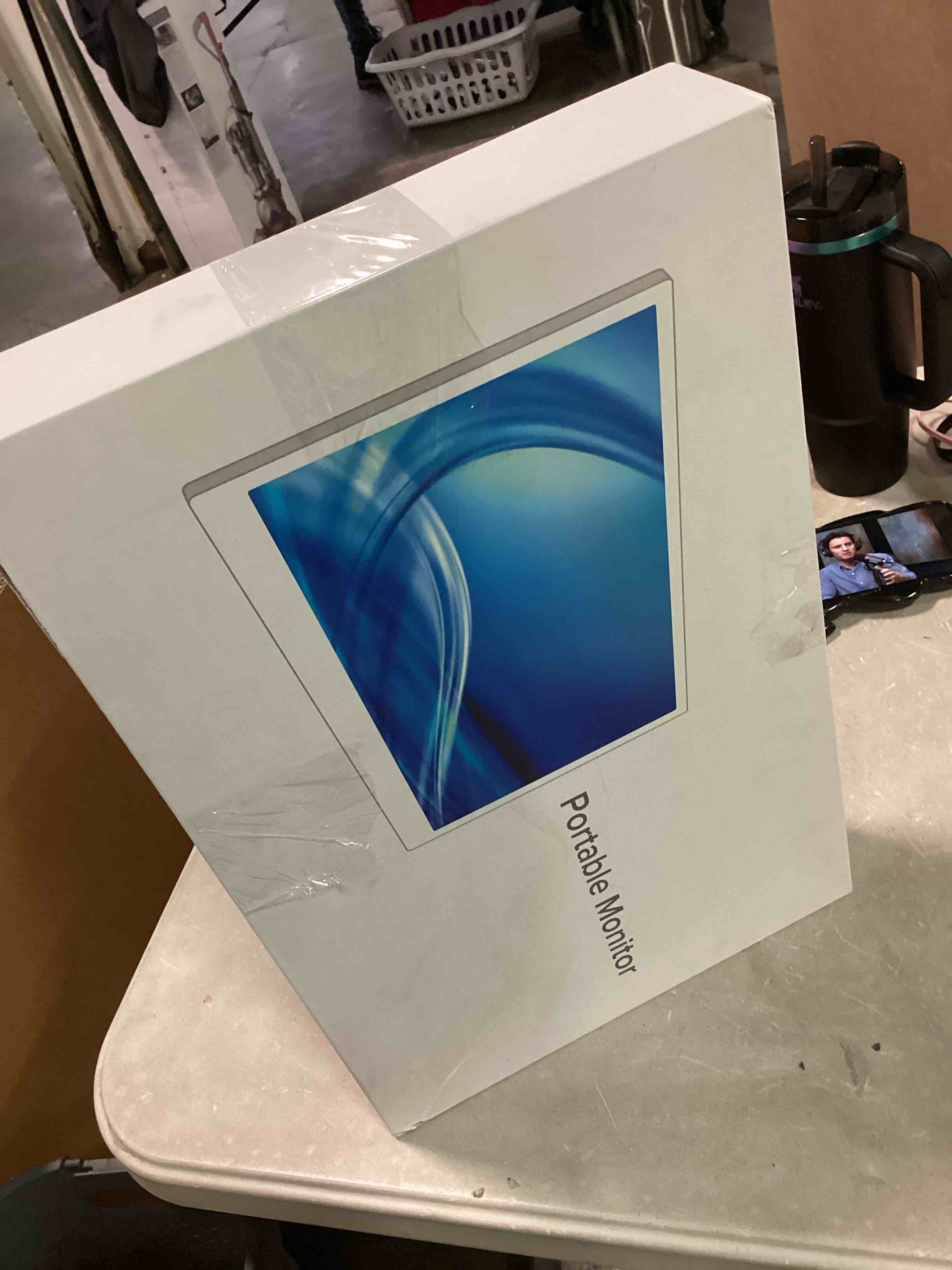 https://s3.amazonaws.com/lotting-images-prod/bidfta/ORG6556518_1717613523950.jpeg
