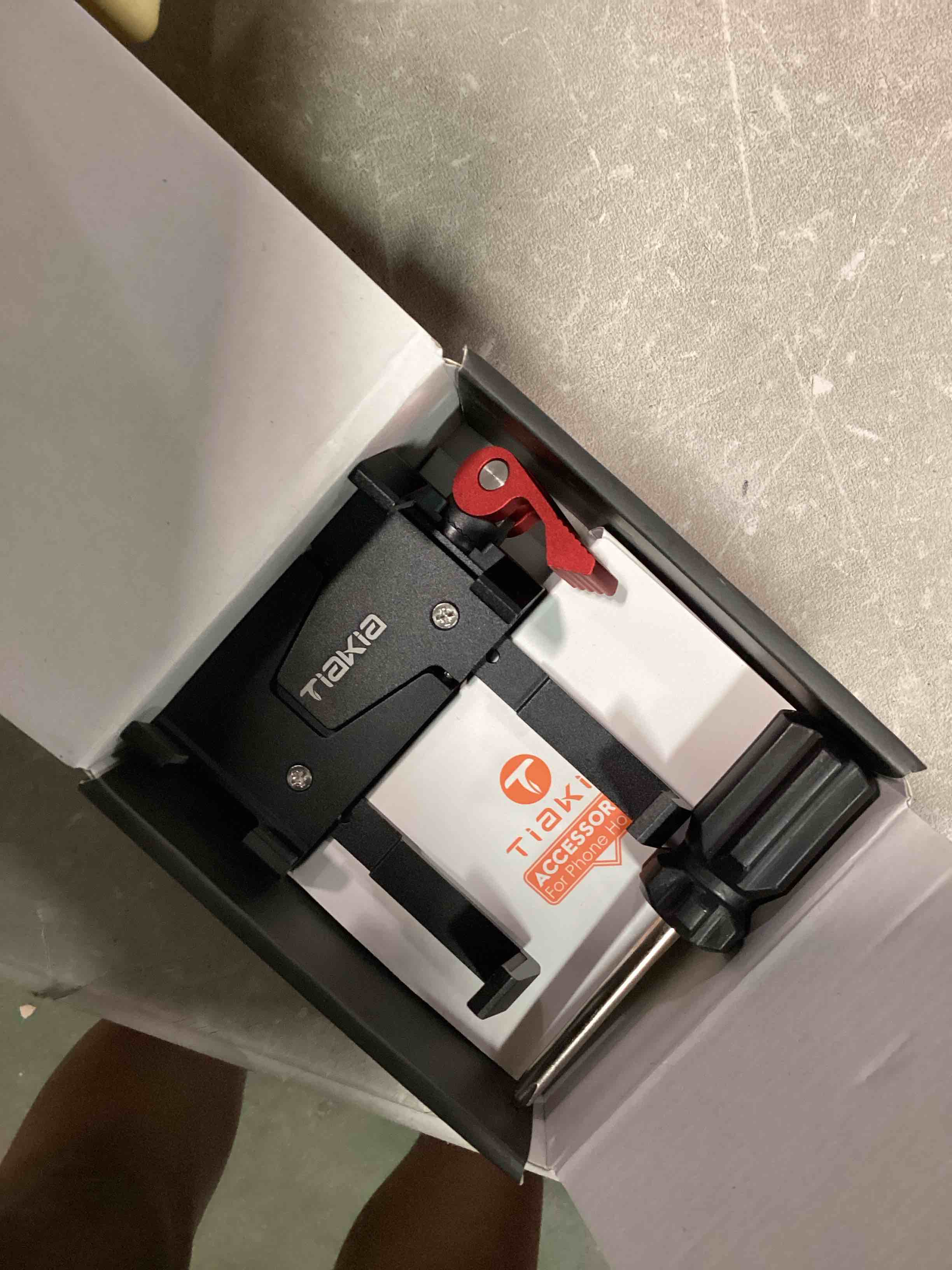 https://s3.amazonaws.com/lotting-images-prod/bidfta/ORG6556626_1717679742819.jpeg