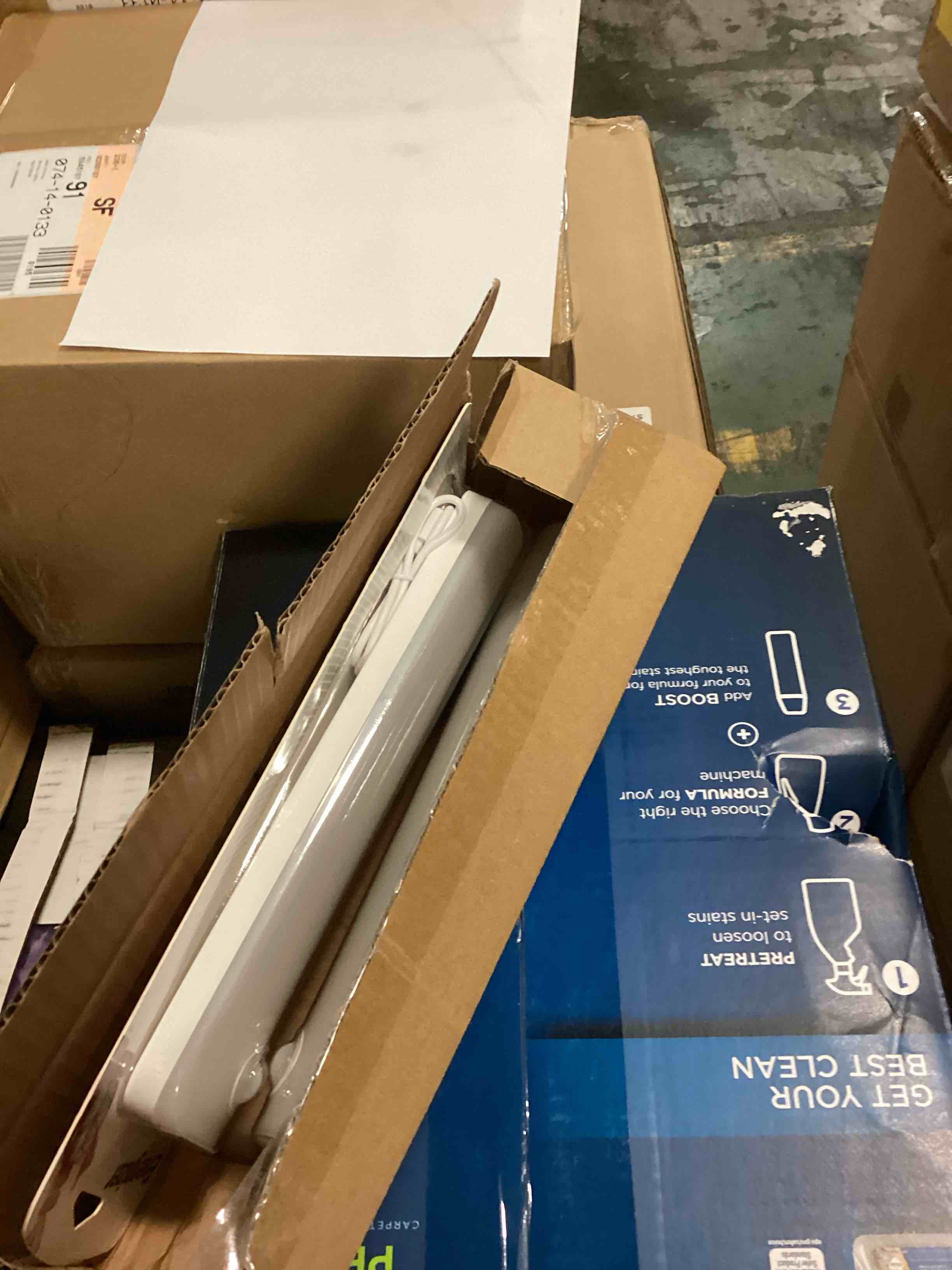 https://s3.amazonaws.com/lotting-images-prod/bidfta/ORG6557015_1717767663215.jpeg