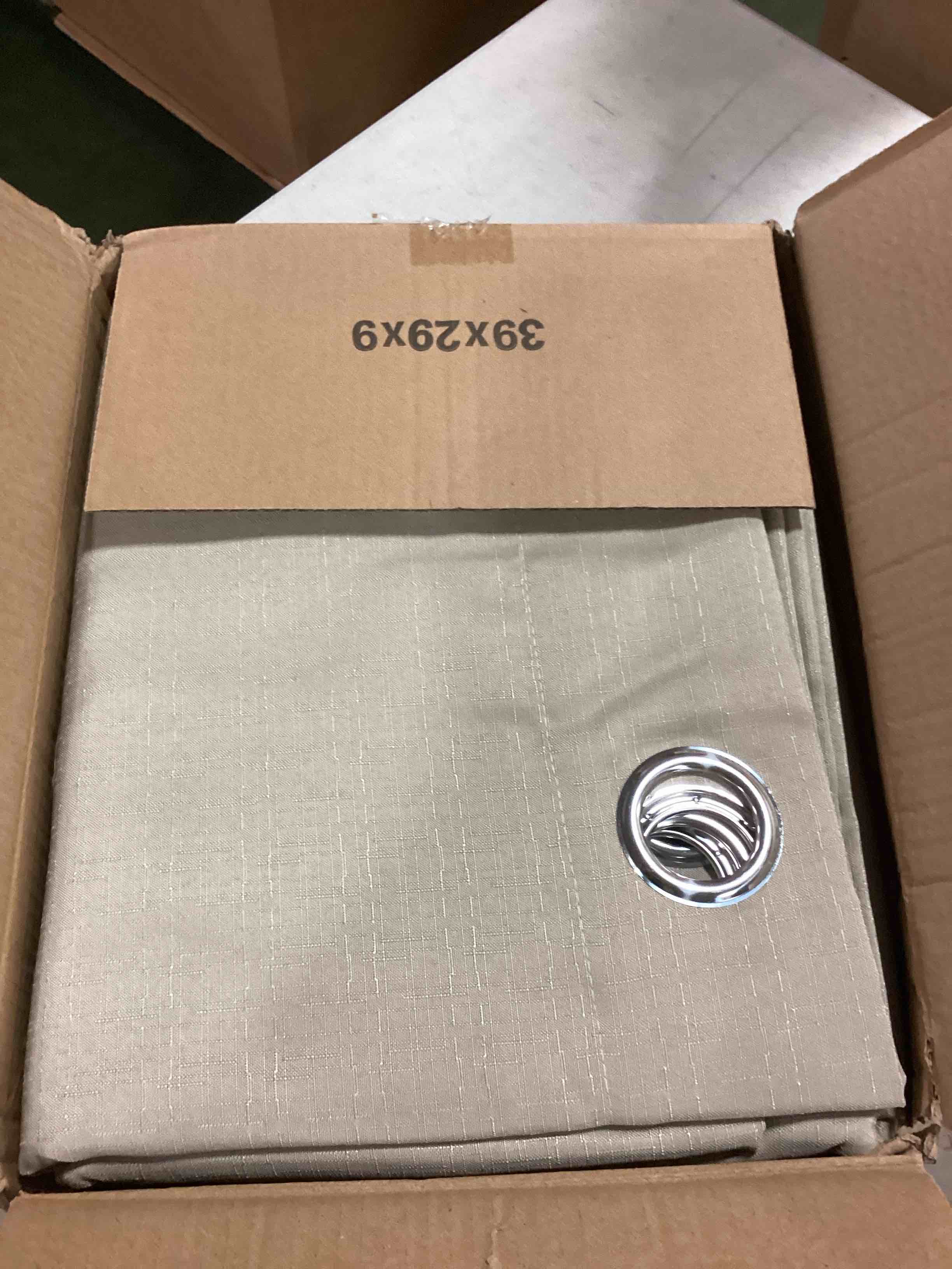 https://s3.amazonaws.com/lotting-images-prod/bidfta/ORG6557871_1718118940772.jpeg