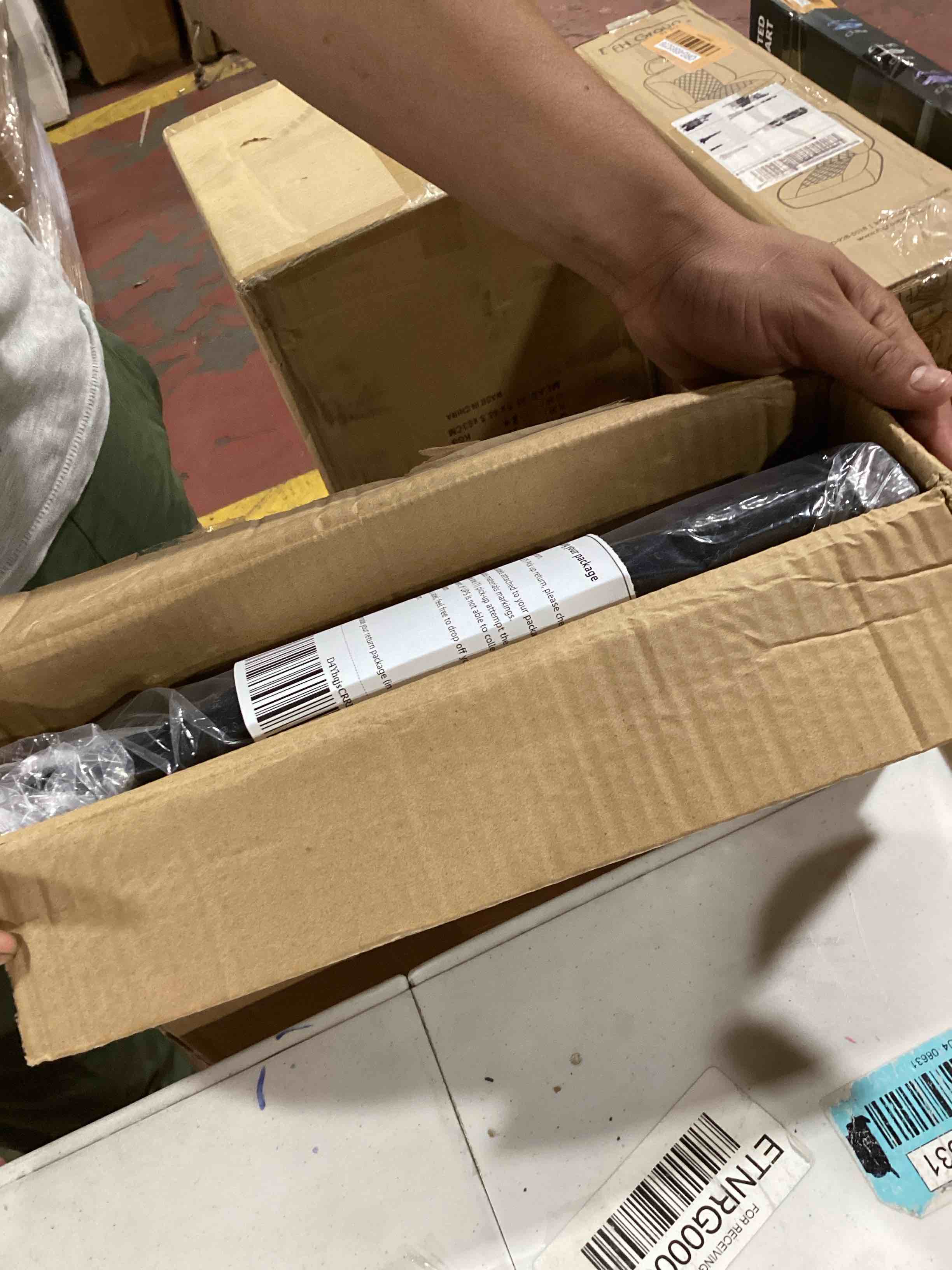 https://s3.amazonaws.com/lotting-images-prod/bidfta/ORG6565240_1718629736874.jpeg