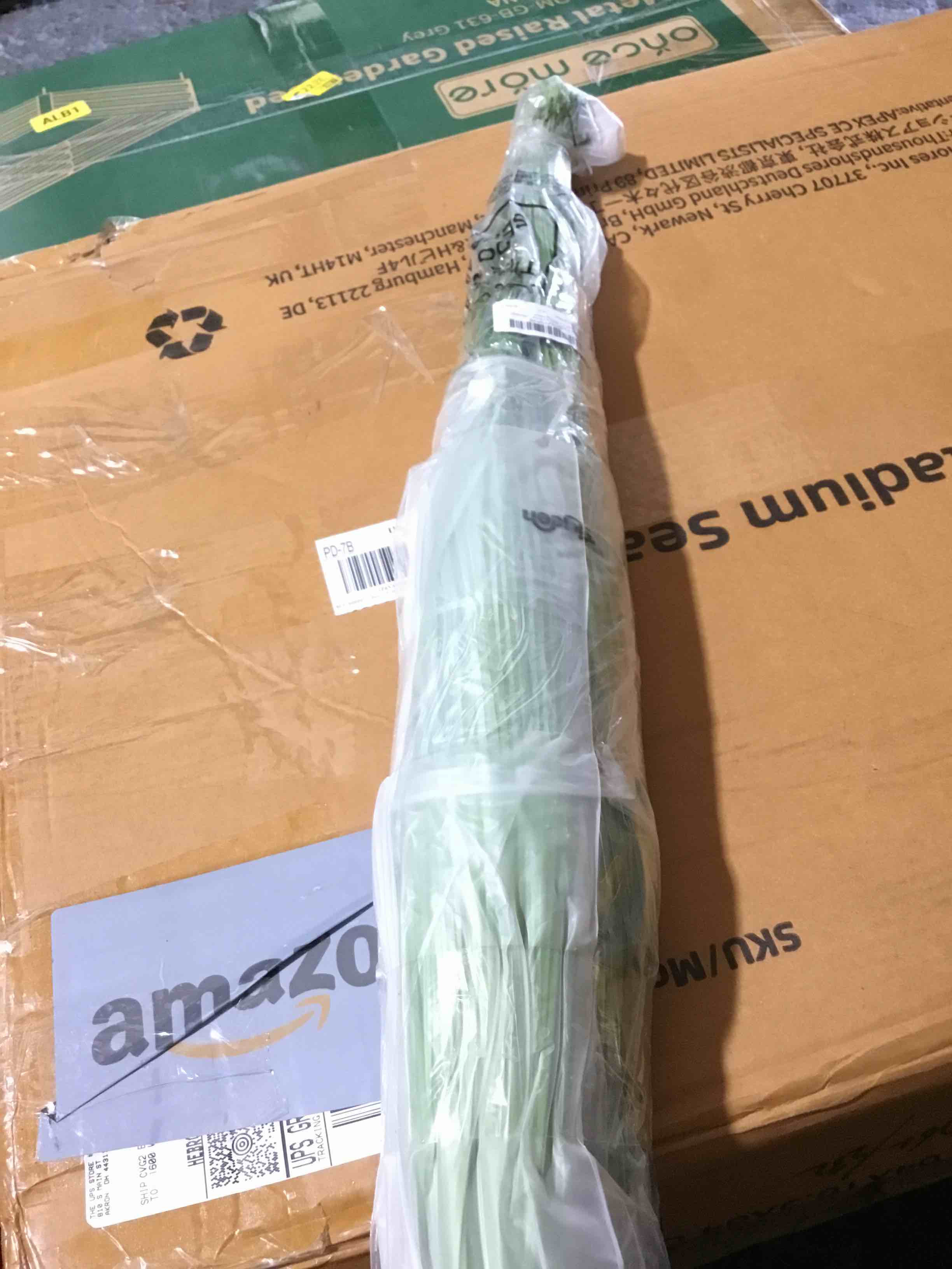 https://s3.amazonaws.com/lotting-images-prod/bidfta/ORG6567010_1718644343628.jpeg