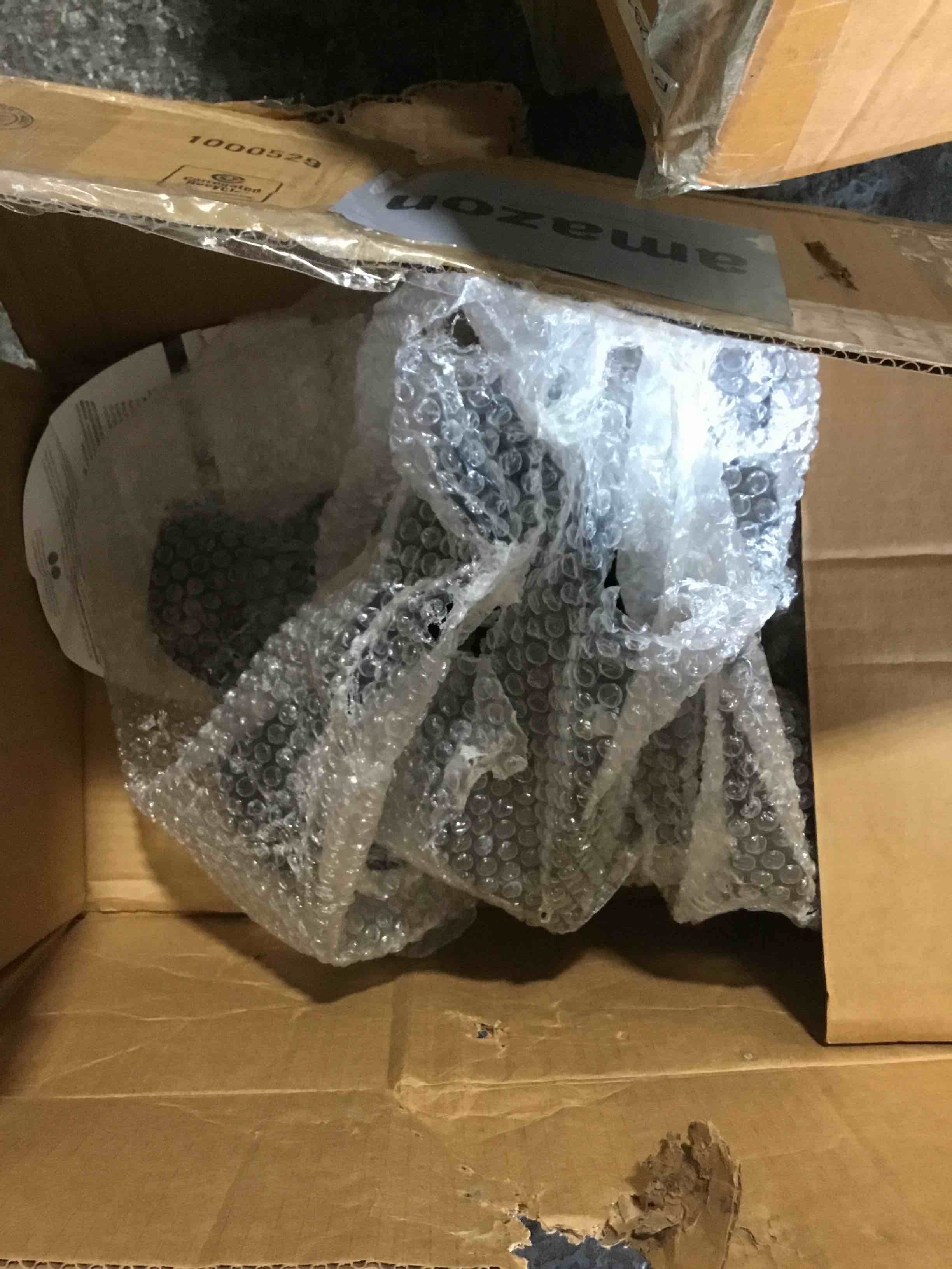 https://s3.amazonaws.com/lotting-images-prod/bidfta/ORG6567015_1718643437037.jpeg
