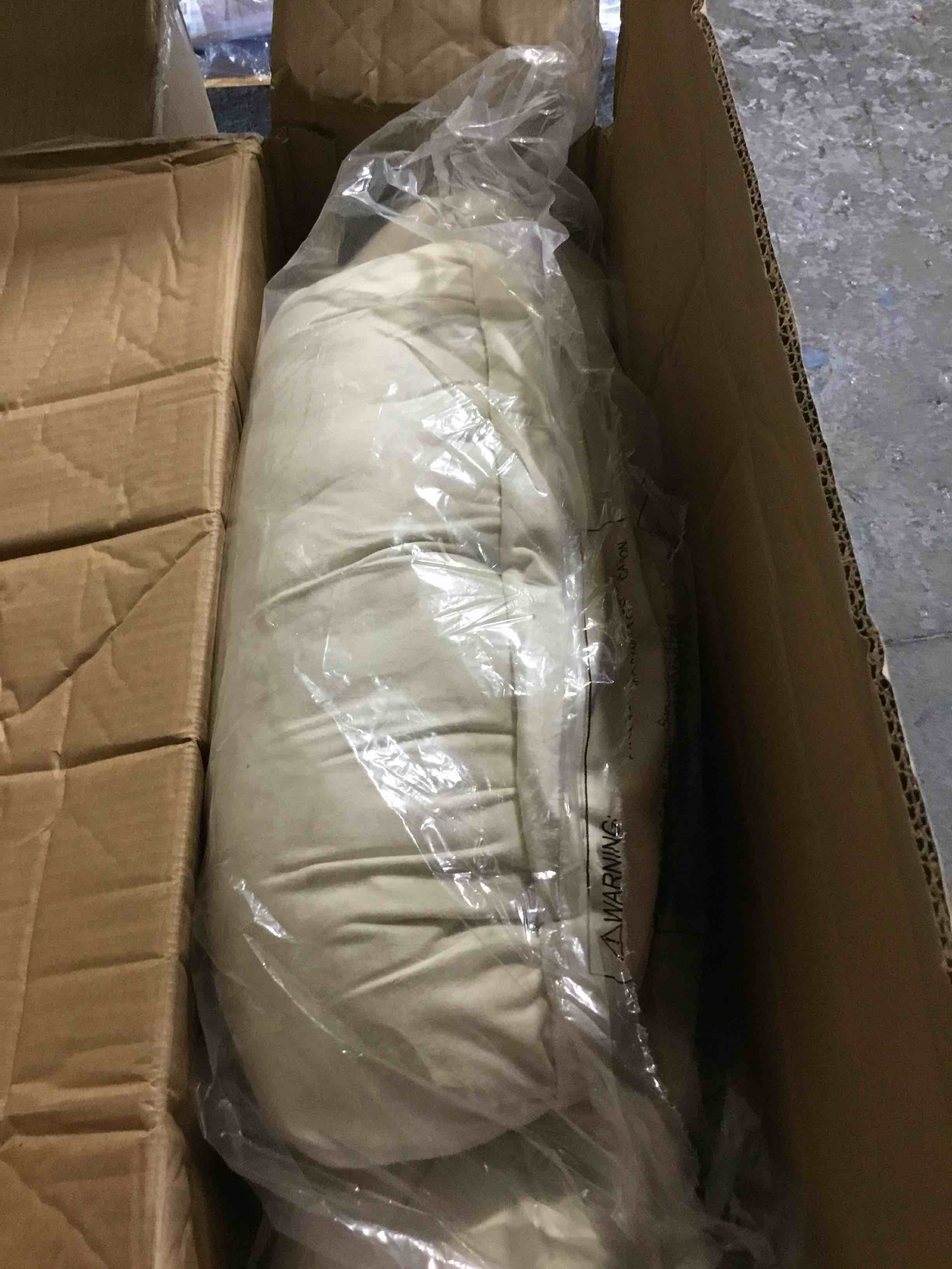 https://s3.amazonaws.com/lotting-images-prod/bidfta/ORG6567313_1718980802093.jpeg