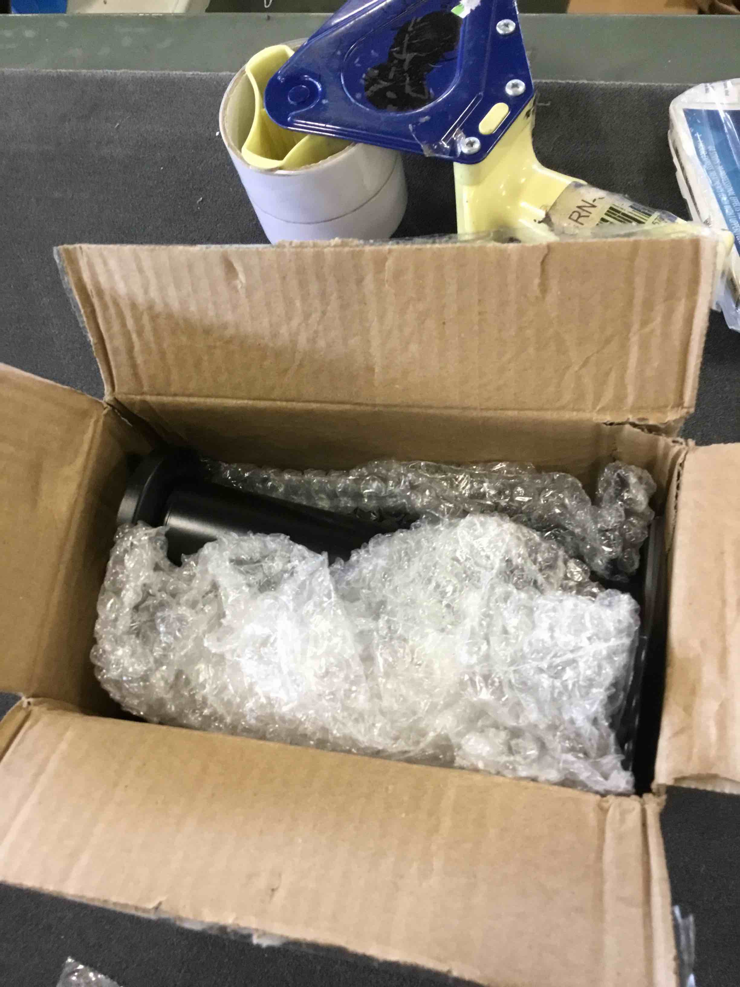 https://s3.amazonaws.com/lotting-images-prod/bidfta/ORG6572077_1716920451060.jpeg