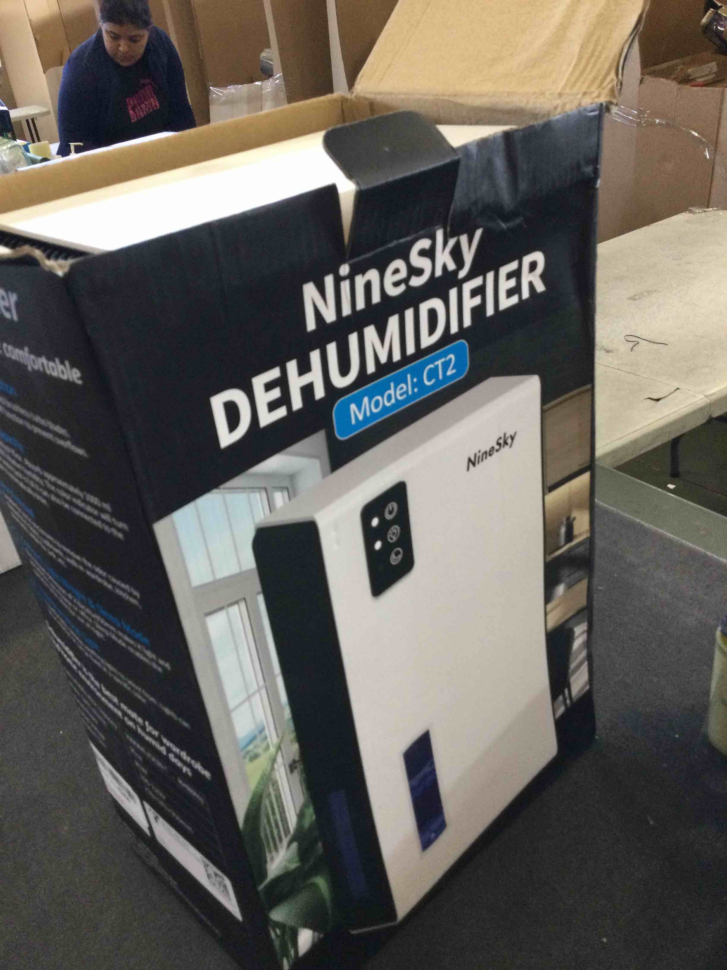 https://s3.amazonaws.com/lotting-images-prod/bidfta/ORG6572773_1717158858228.jpeg