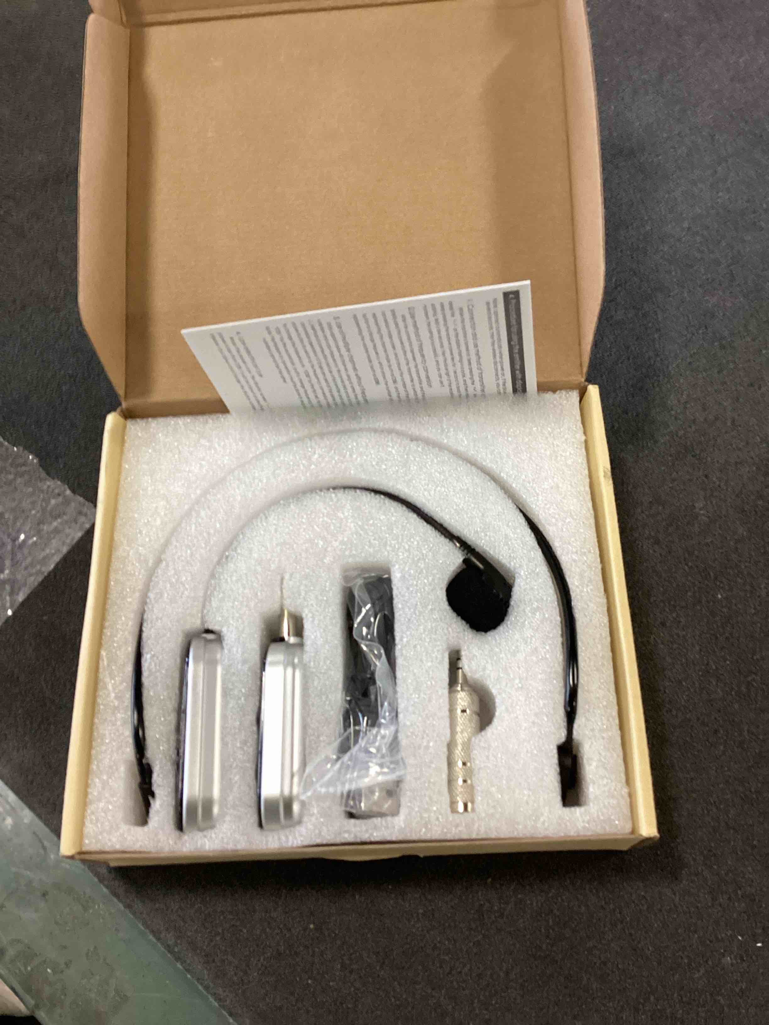 https://s3.amazonaws.com/lotting-images-prod/bidfta/ORG6573362_1717427557584.jpeg
