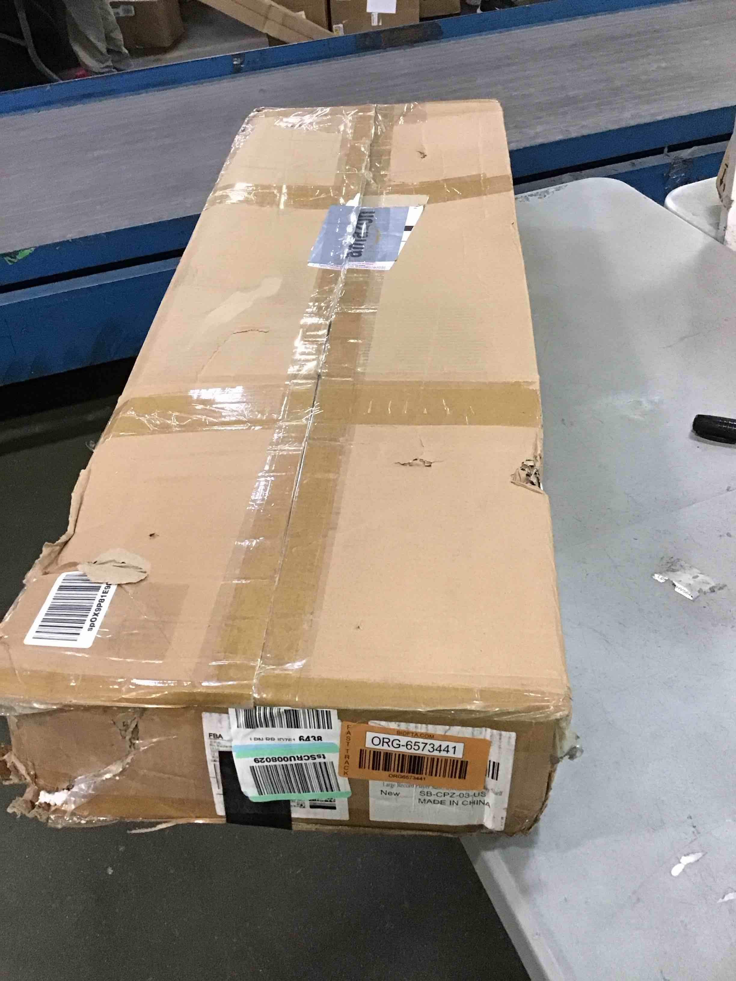https://s3.amazonaws.com/lotting-images-prod/bidfta/ORG6573441_1716293478662.jpeg