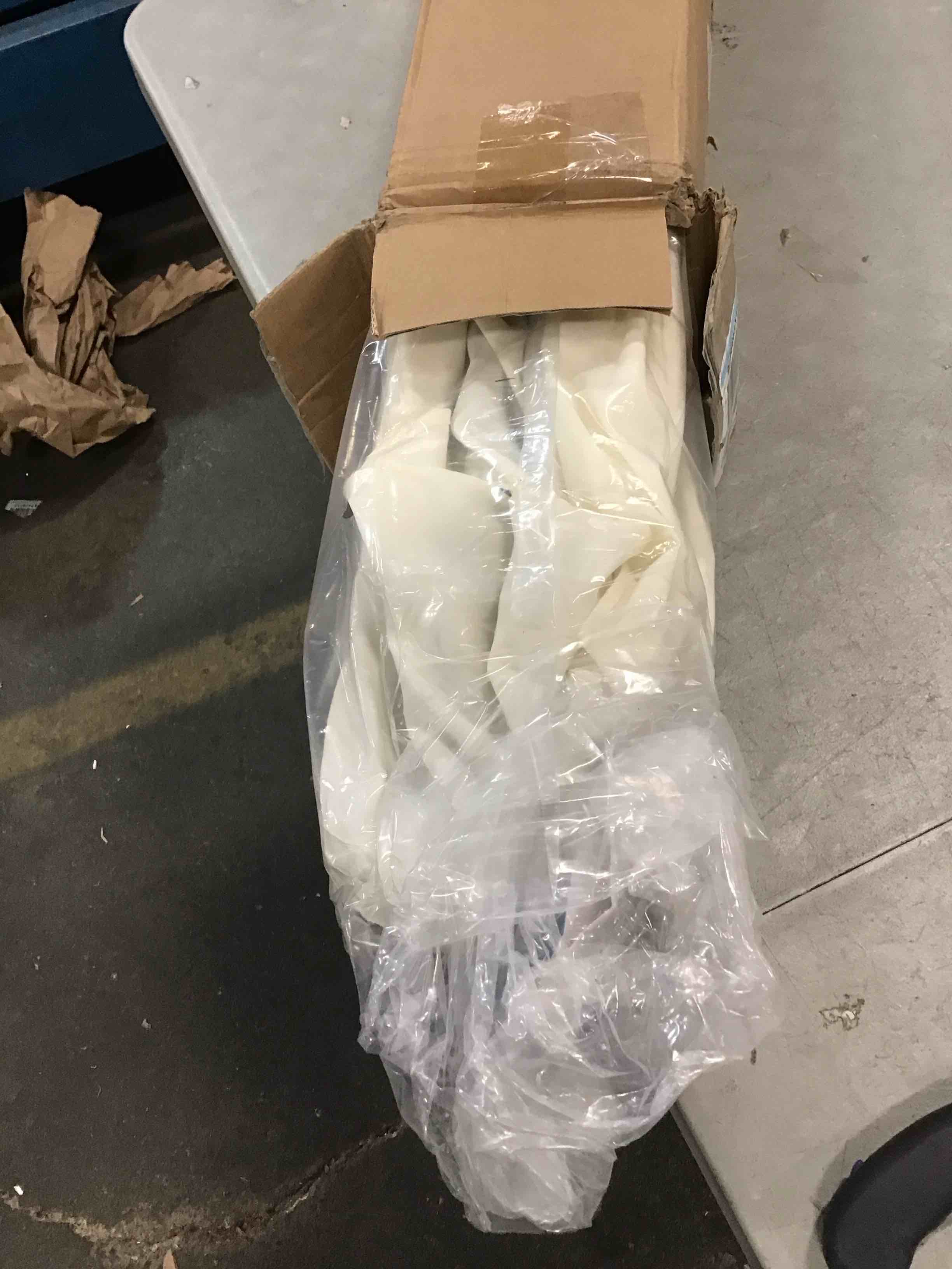 https://s3.amazonaws.com/lotting-images-prod/bidfta/ORG6574175_1716898183885.jpeg