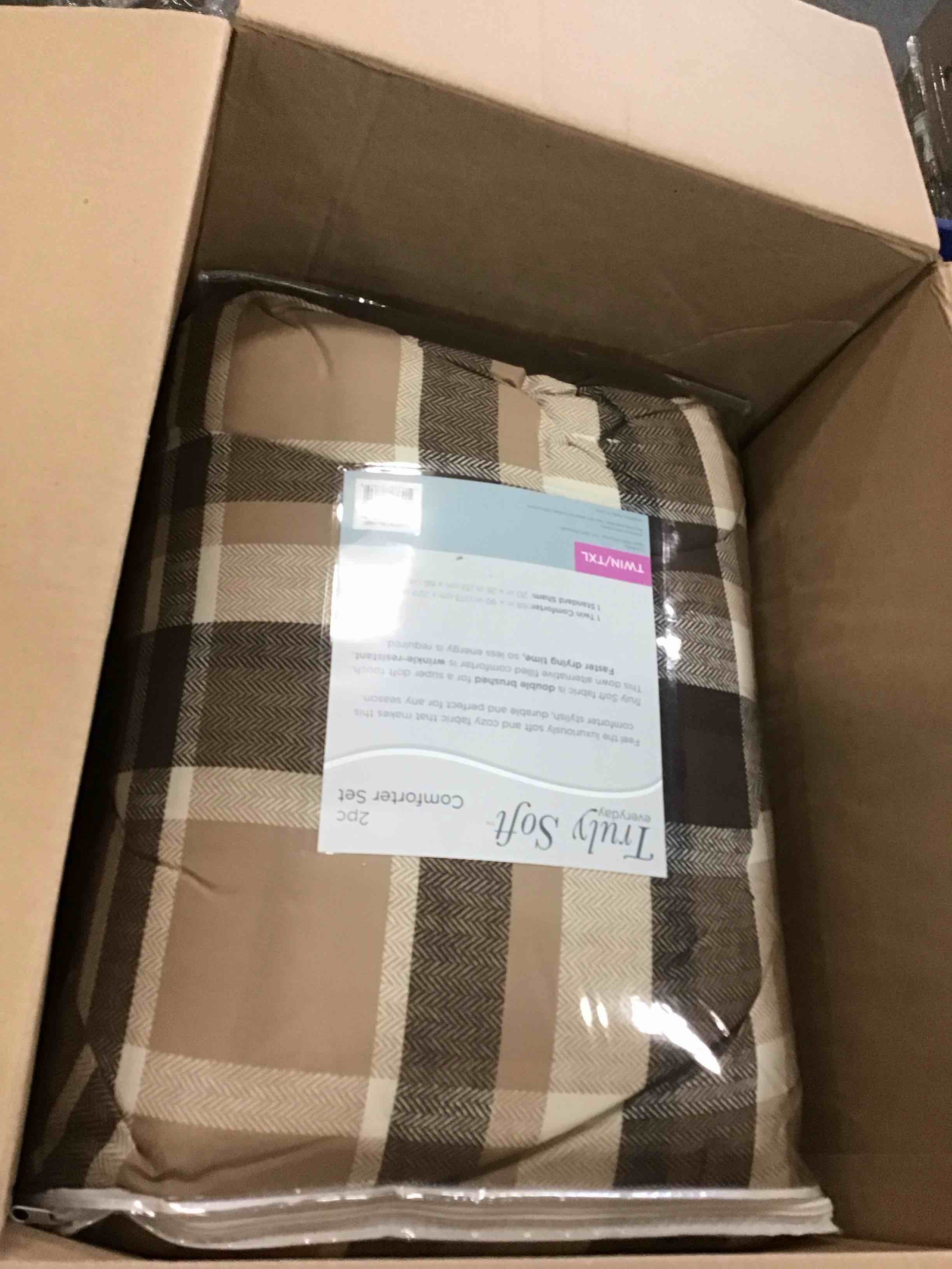 https://s3.amazonaws.com/lotting-images-prod/bidfta/ORG6574461_1716996424558.jpeg