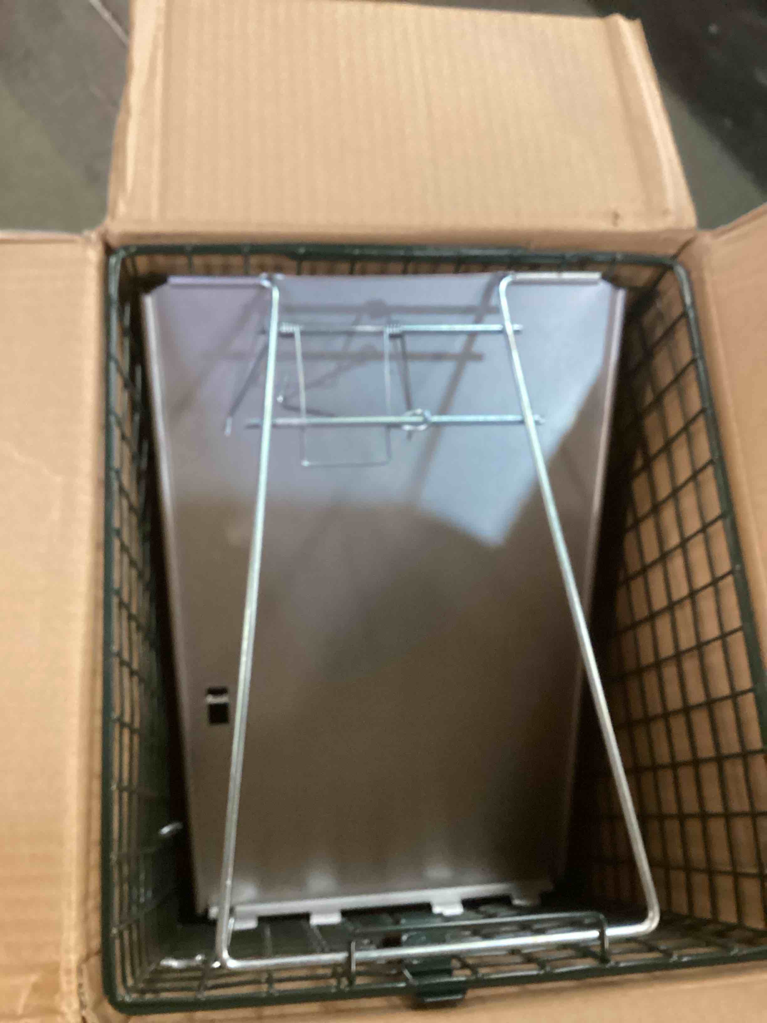 https://s3.amazonaws.com/lotting-images-prod/bidfta/ORG6575906_1717531311640.jpeg