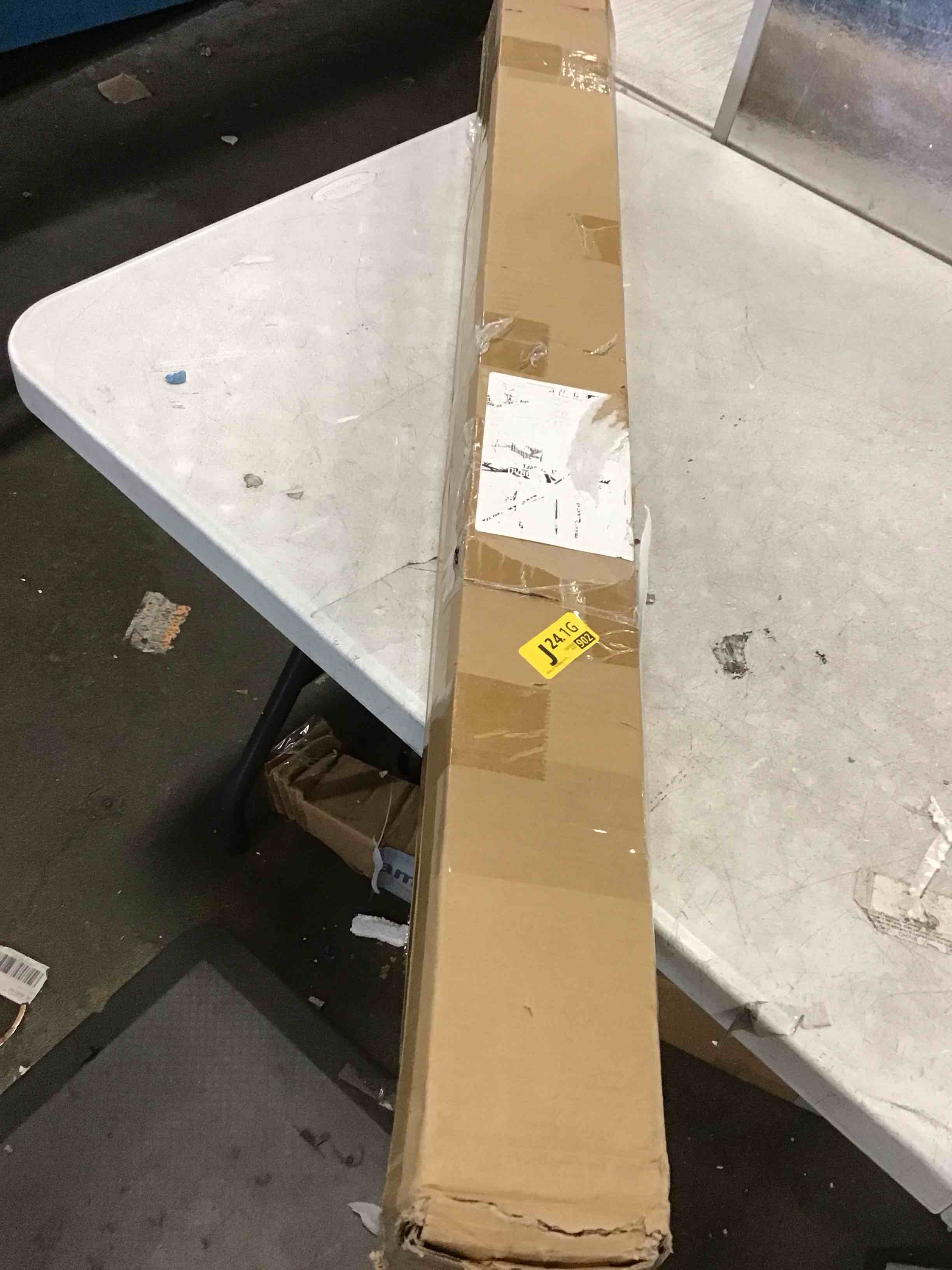 https://s3.amazonaws.com/lotting-images-prod/bidfta/ORG6579505_1716394769372.jpeg