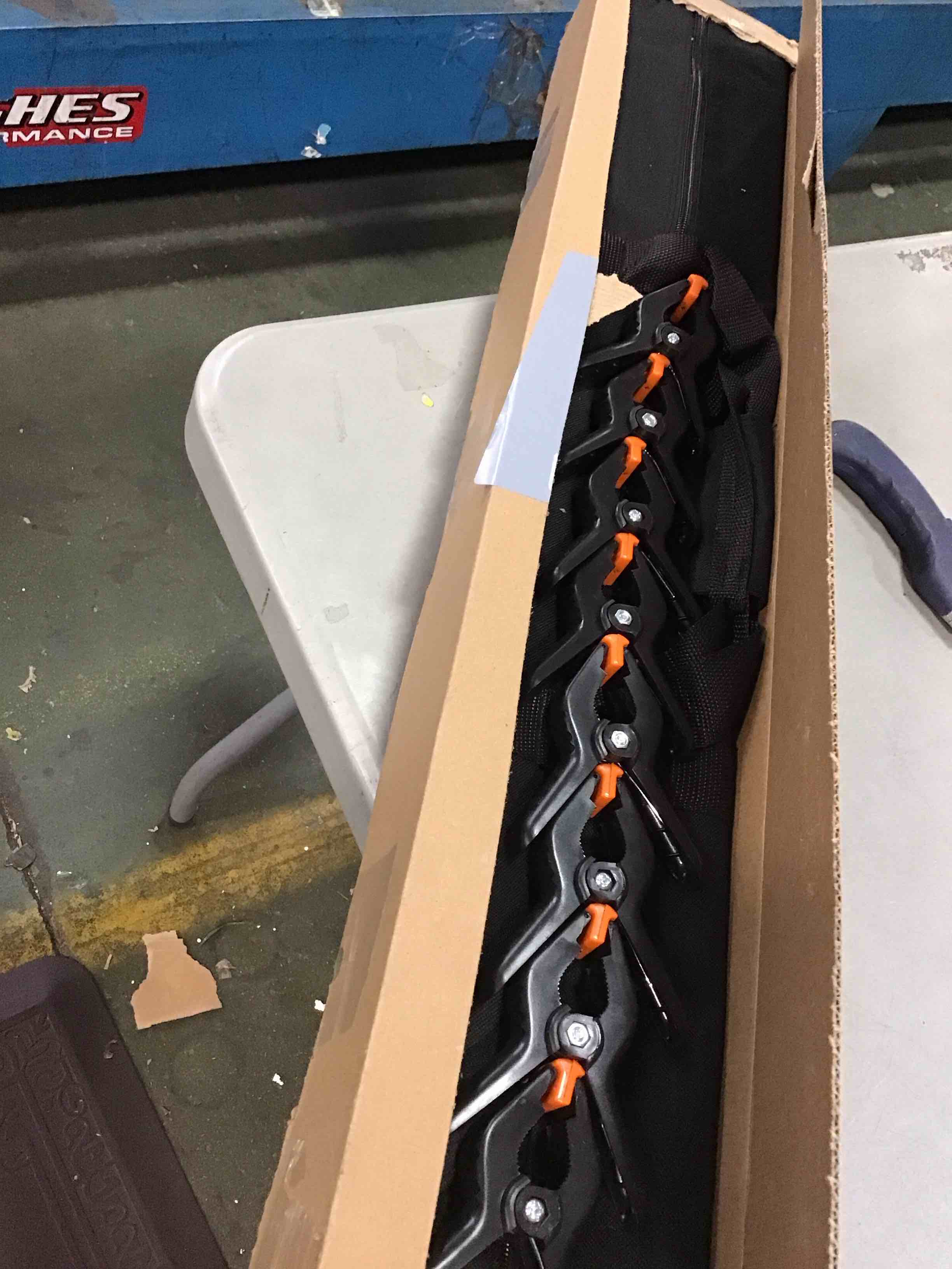 https://s3.amazonaws.com/lotting-images-prod/bidfta/ORG6580188_1716652067035.jpeg
