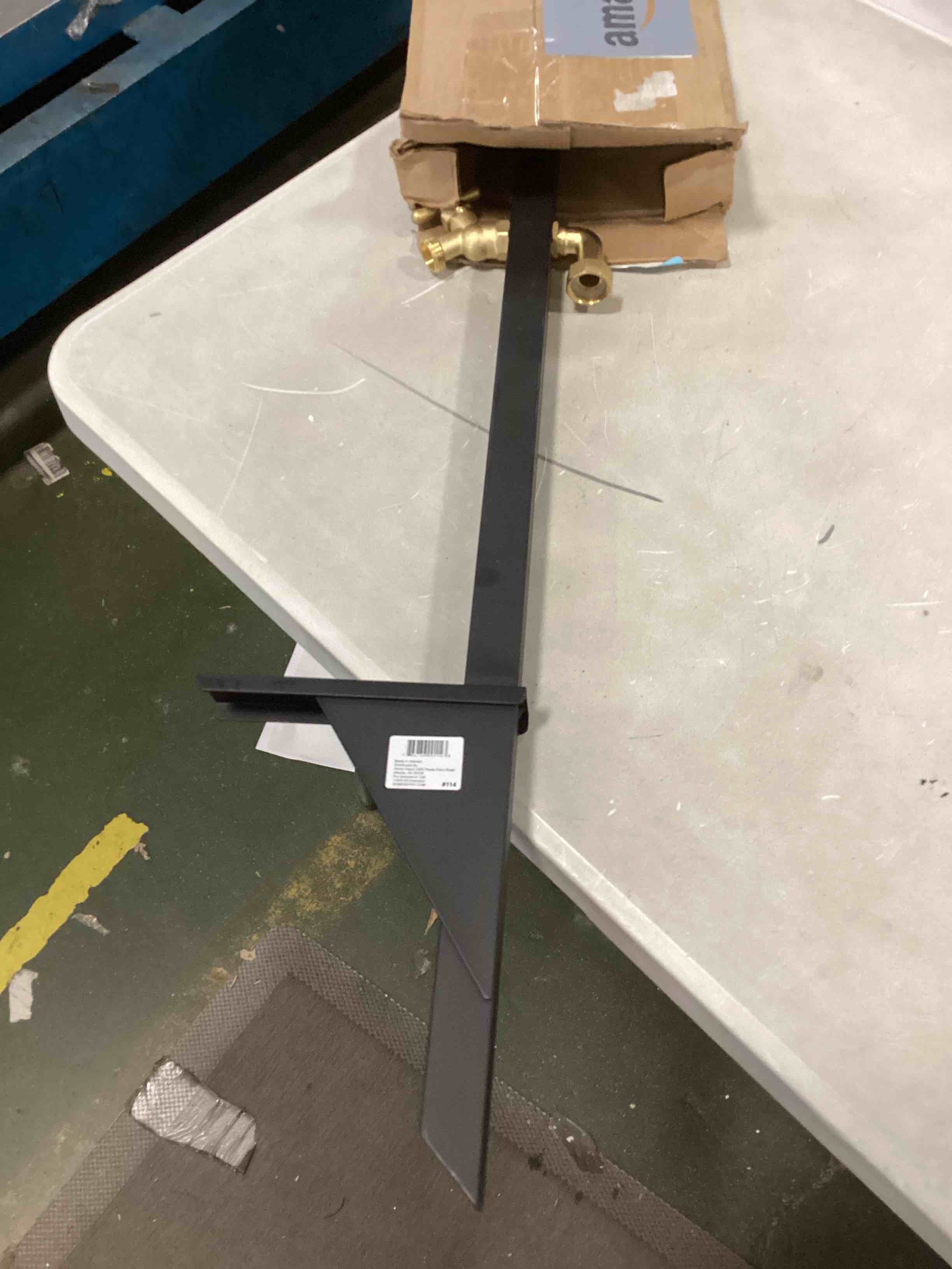 https://s3.amazonaws.com/lotting-images-prod/bidfta/ORG6580772_1717073777119.jpeg