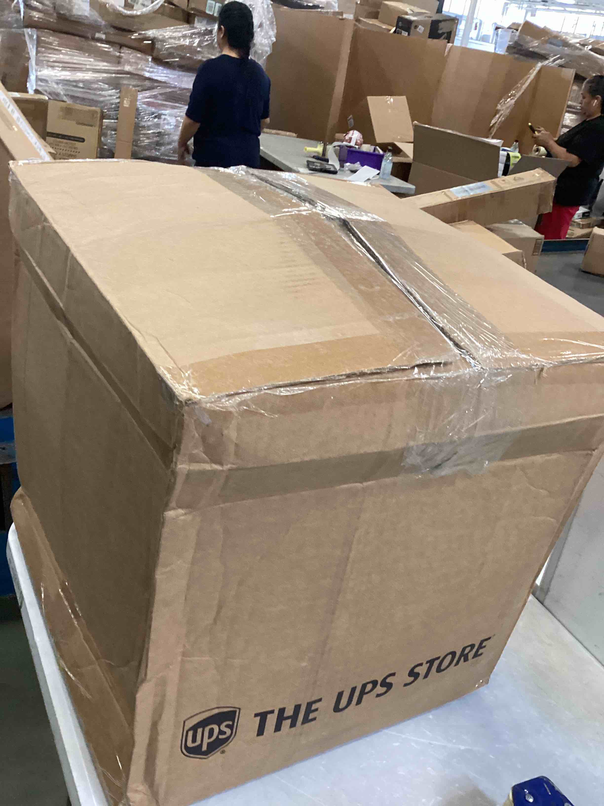 https://s3.amazonaws.com/lotting-images-prod/bidfta/ORG6585441_1718377427964.jpeg