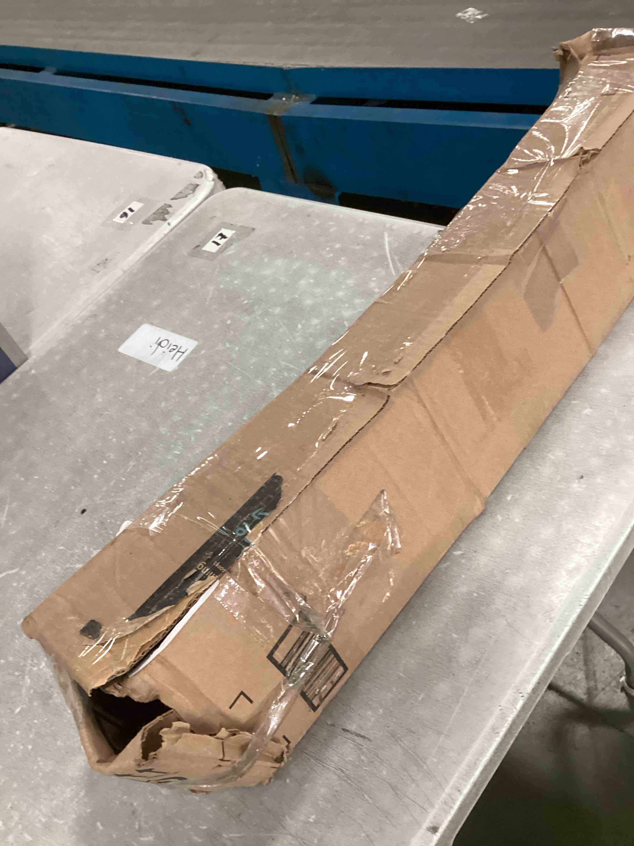 https://s3.amazonaws.com/lotting-images-prod/bidfta/ORG6585581_1718449732213.jpeg