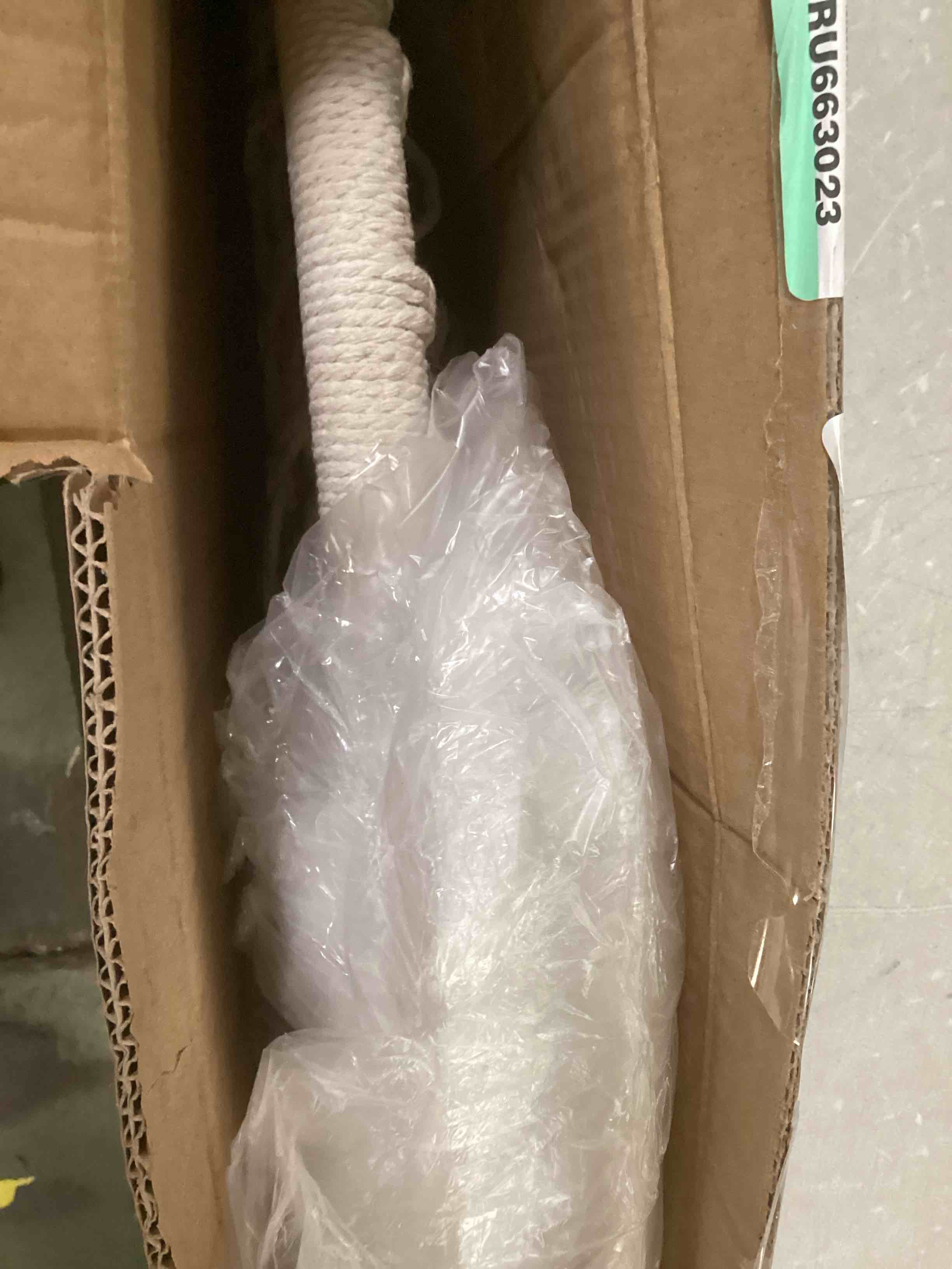 https://s3.amazonaws.com/lotting-images-prod/bidfta/ORG6586144_1718728000783.jpeg