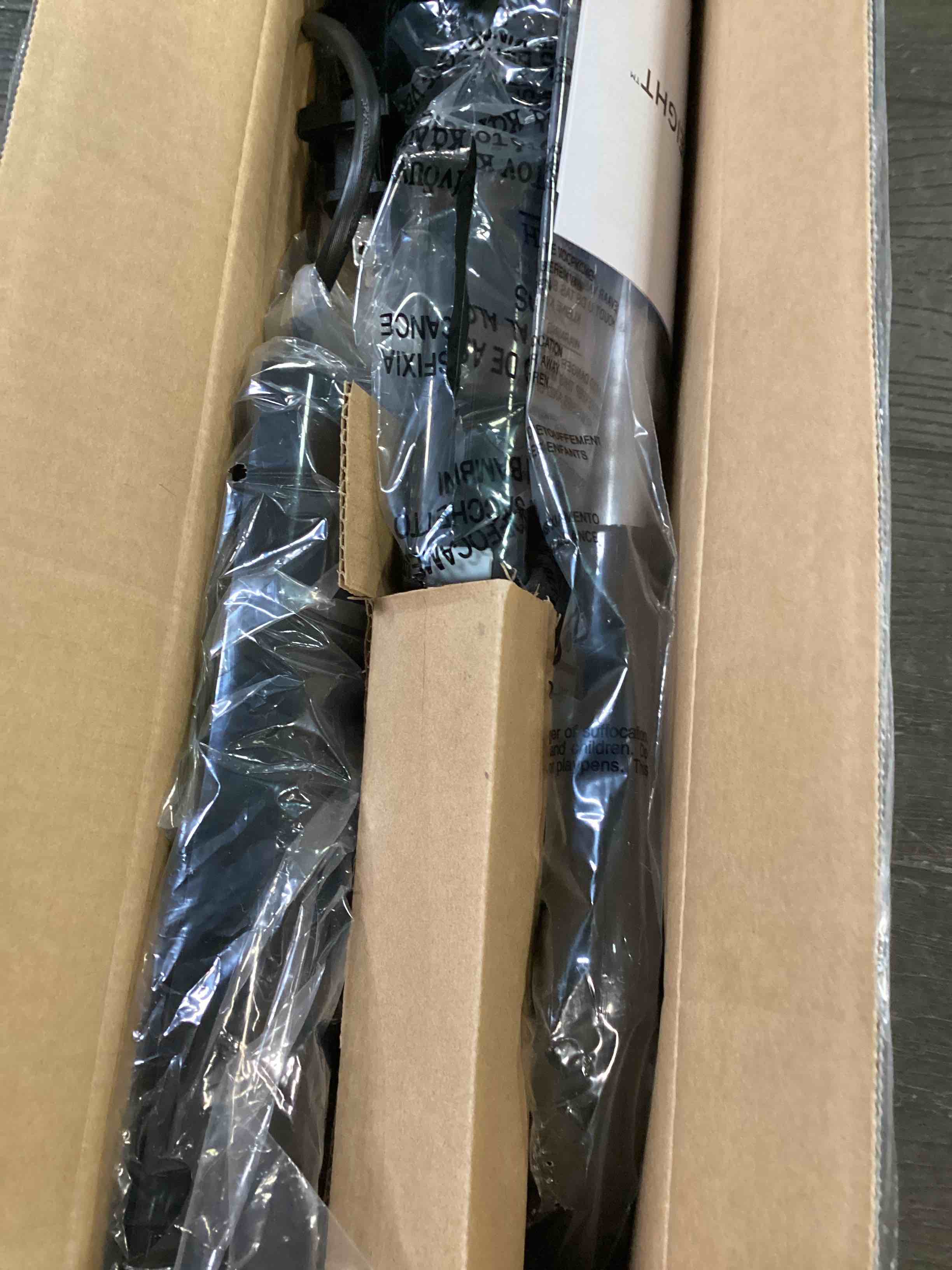 https://s3.amazonaws.com/lotting-images-prod/bidfta/ORG6586563_1718897185416.jpeg